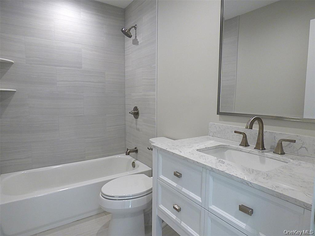5 Lakeland Woods Court, Unit 5 photo 21