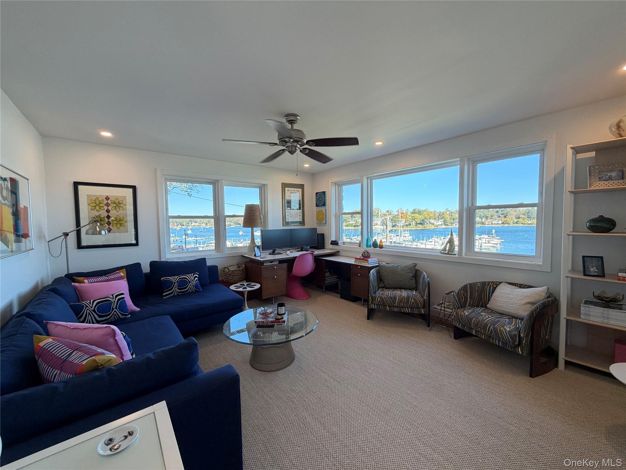 307 W Shore Road, Unit 4 photo 3