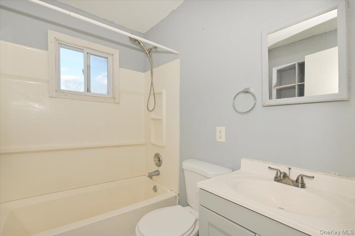 313 Warren Street – For Sale photo 11