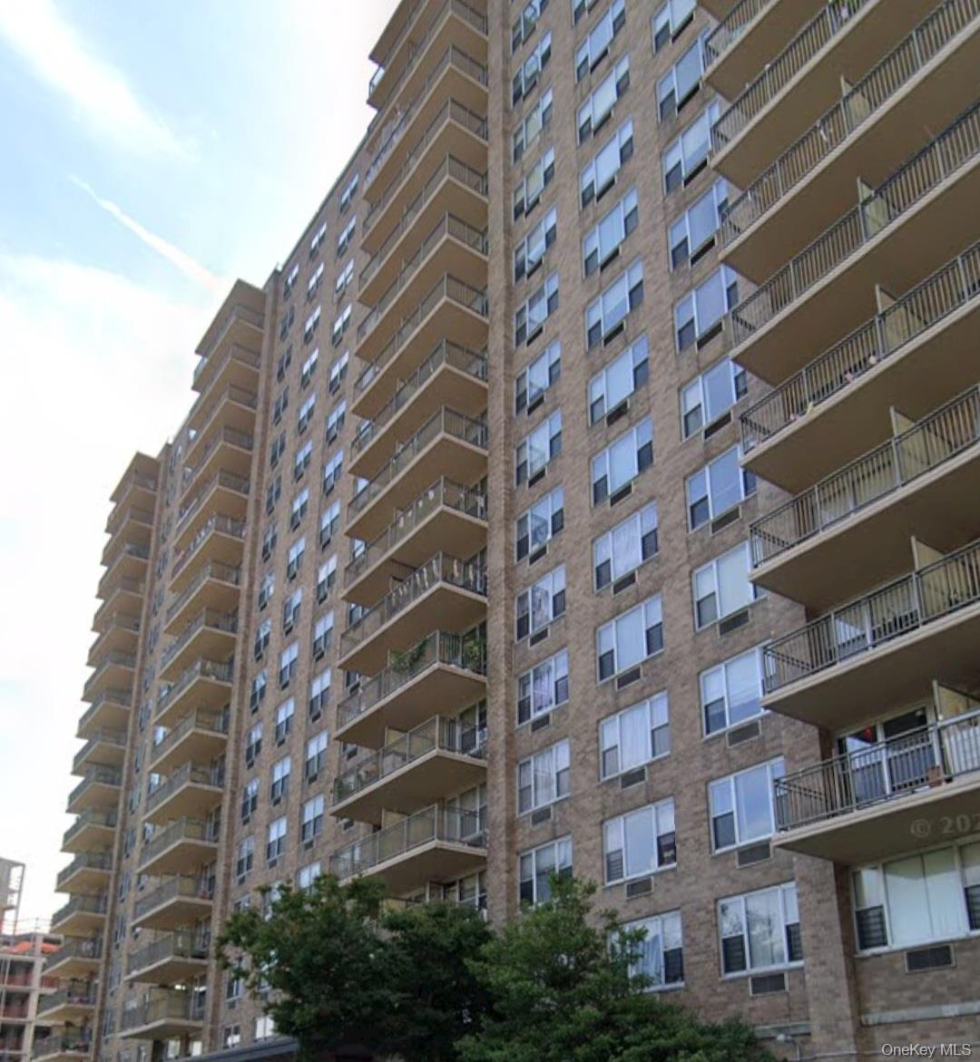 41-40 Union Street, Unit 9H