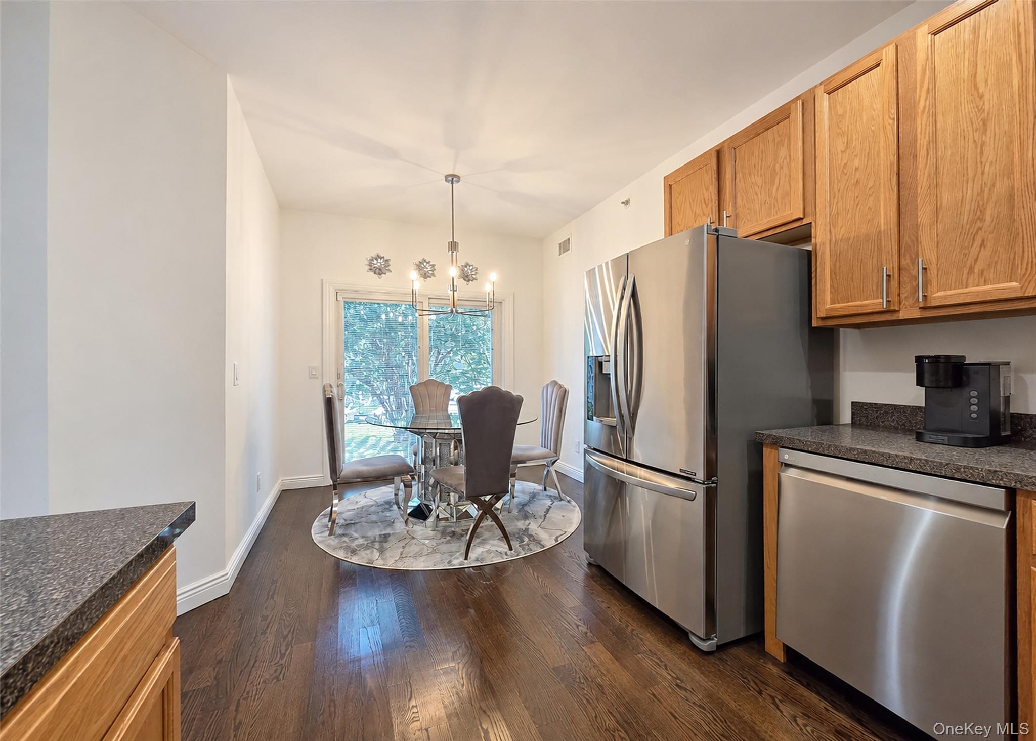 210 Kettles Lane – For Sale photo 4
