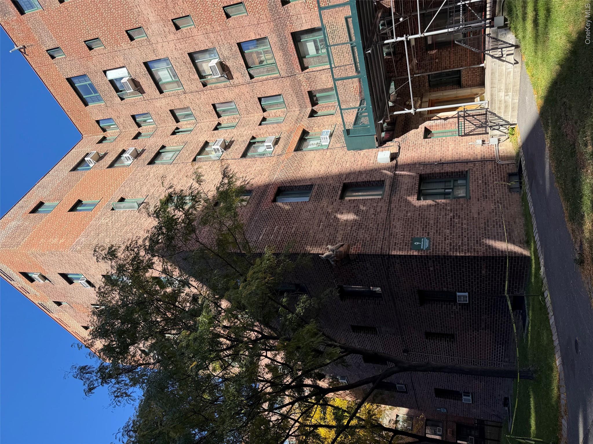 9 Metropolitan Oval, Unit 7C