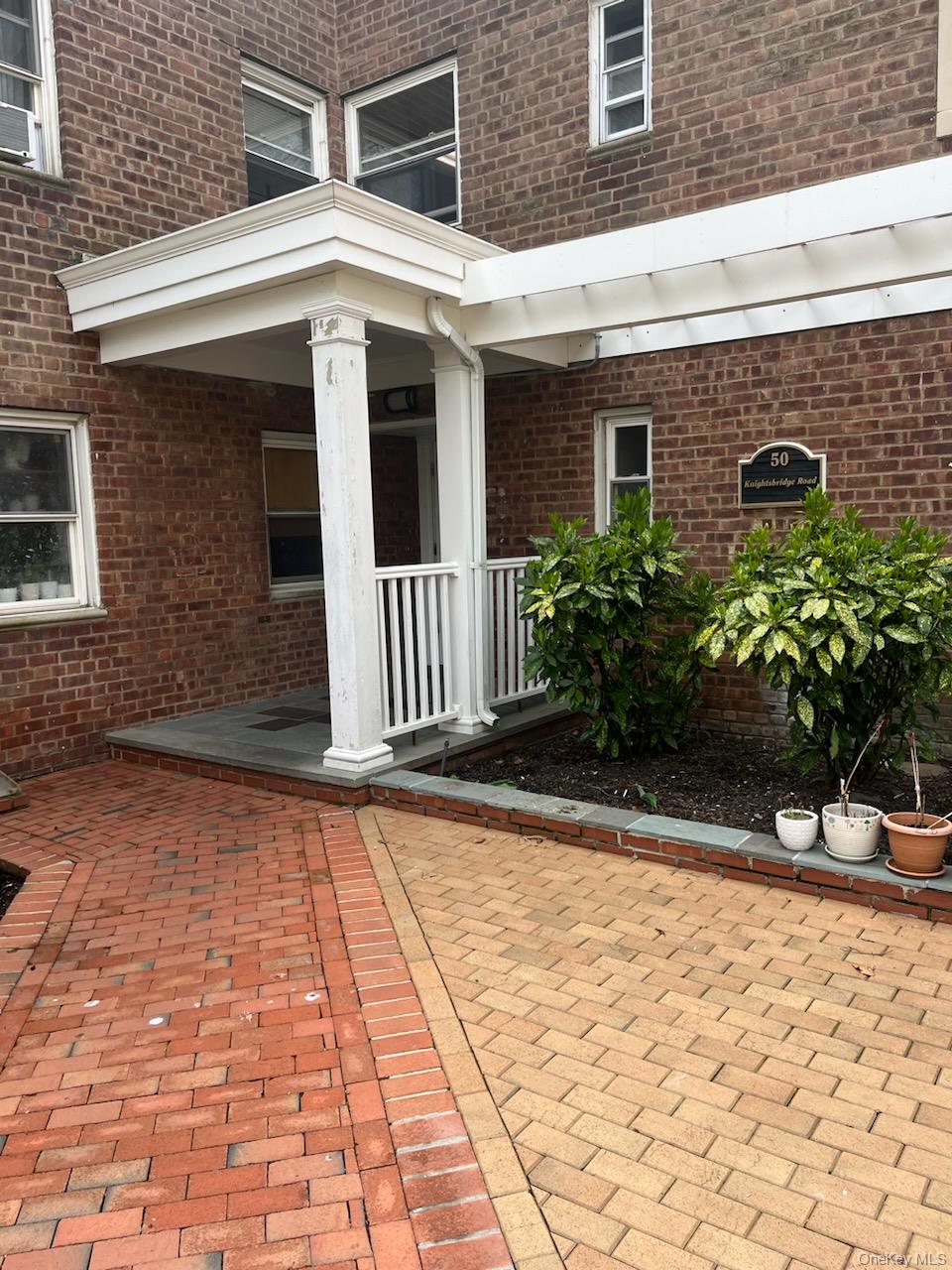 50 Knightsbridge Road, Unit 2F
