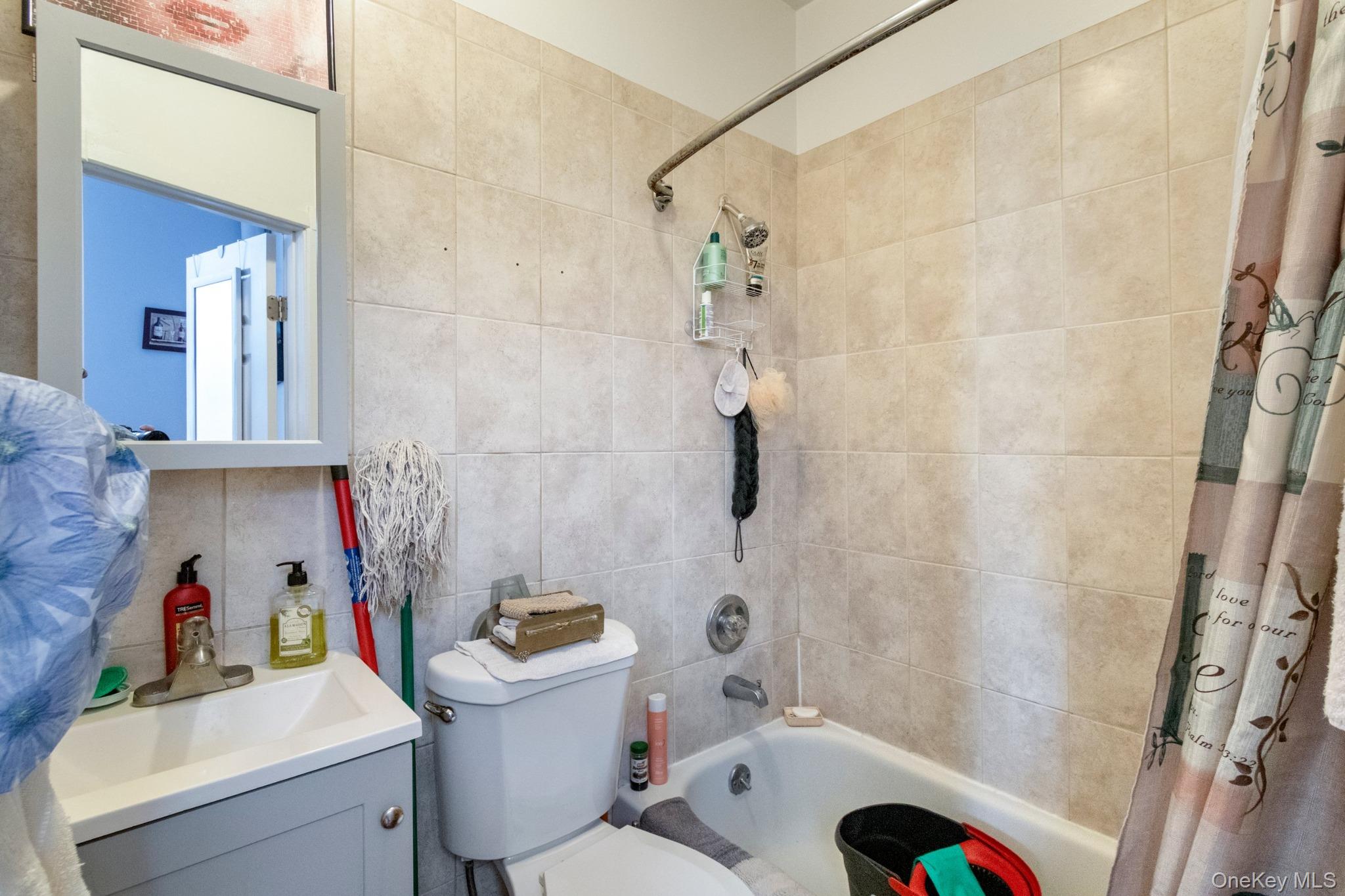 194 Jericho Turnpike – For Sale photo 15