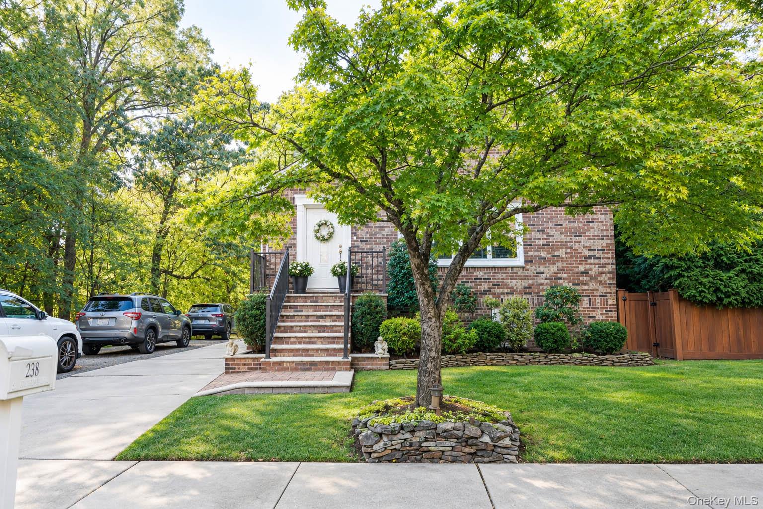 238 Saint Andrews Road – For Sale photo 4
