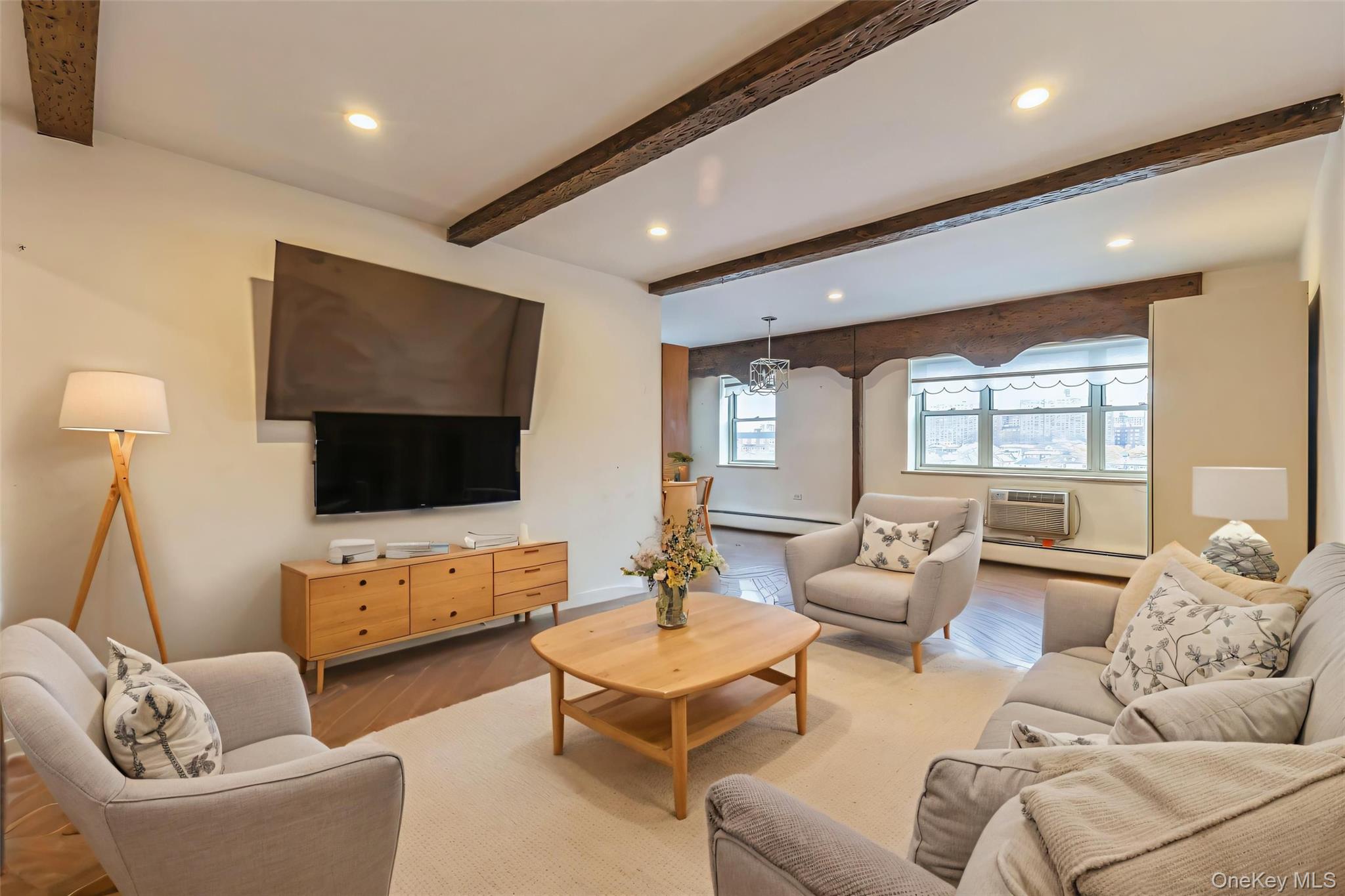99-10 60th Avenue, Unit E6 photo 2