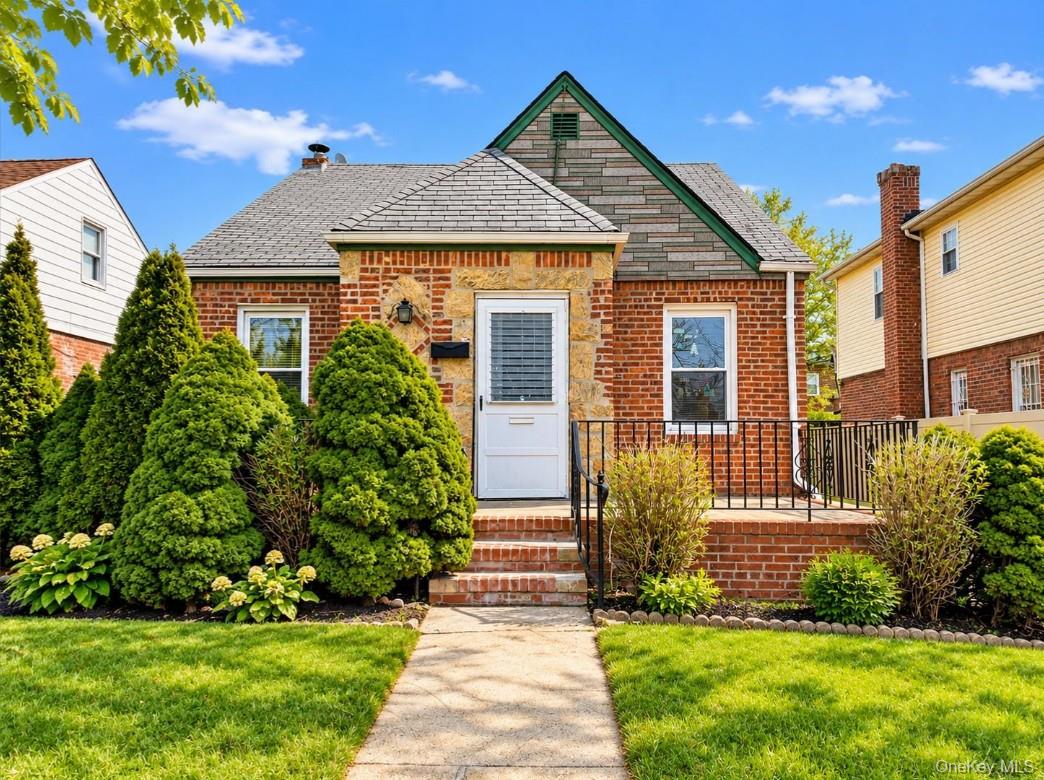 11539 226th Street – For Sale