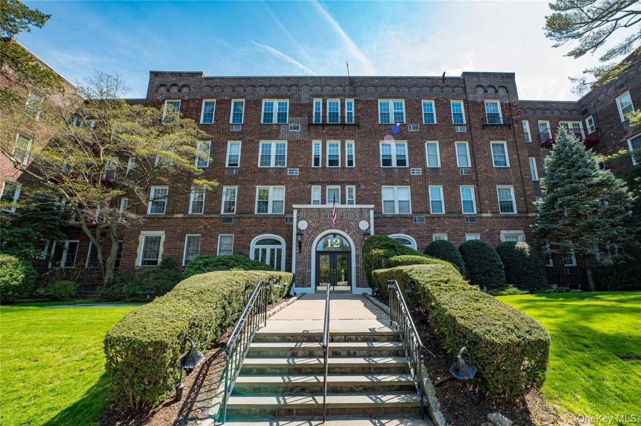 12 Hamilton Place, Unit D-6
