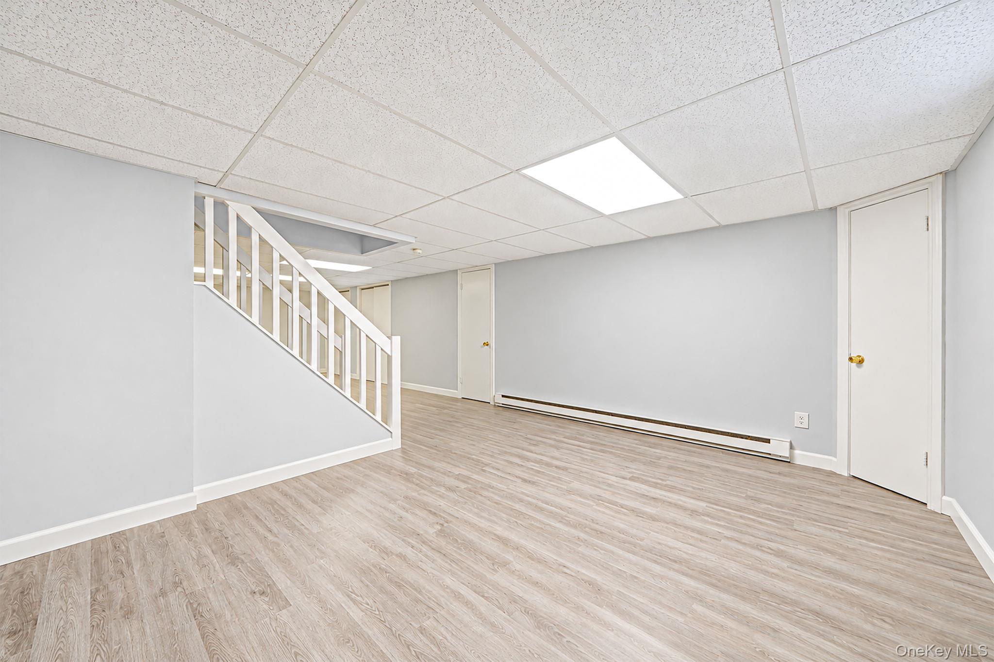 8 Hyanis Court – For Sale photo 33