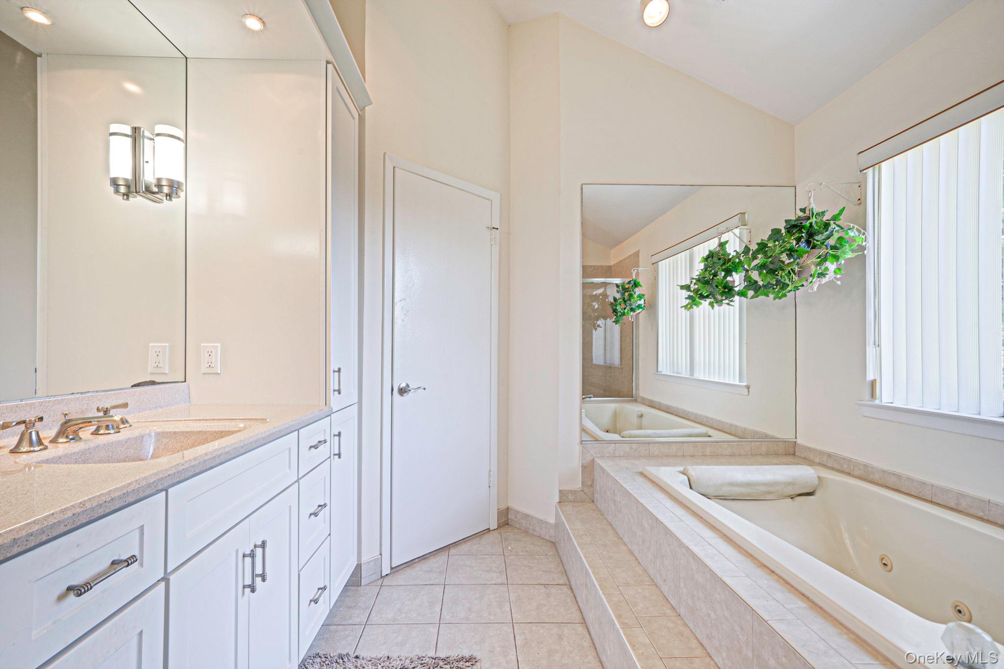 8 Hyanis Court – For Sale photo 24