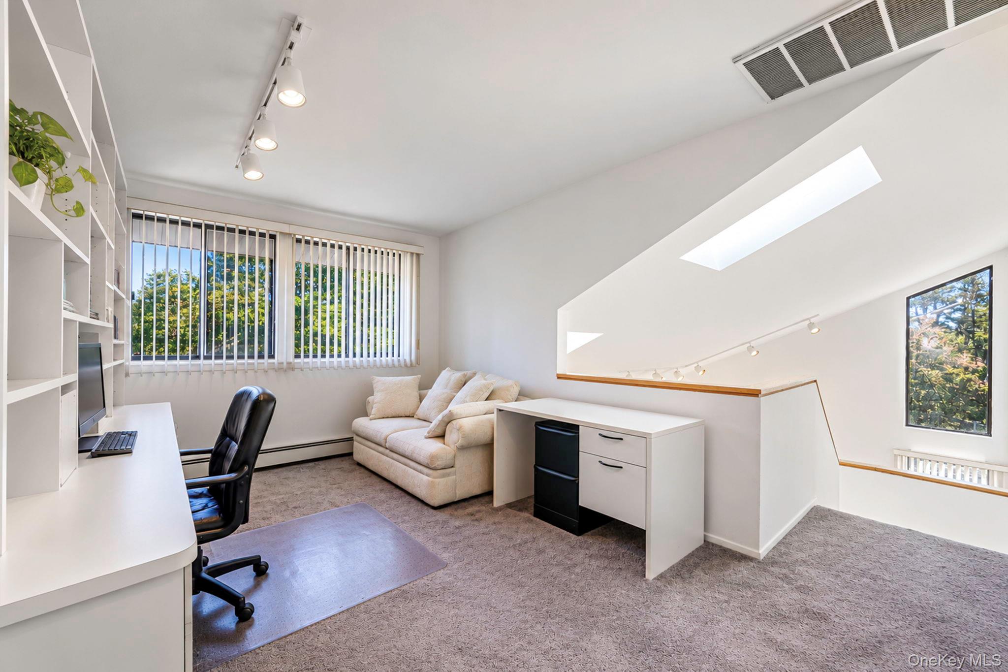 8 Hyanis Court – For Sale photo 27