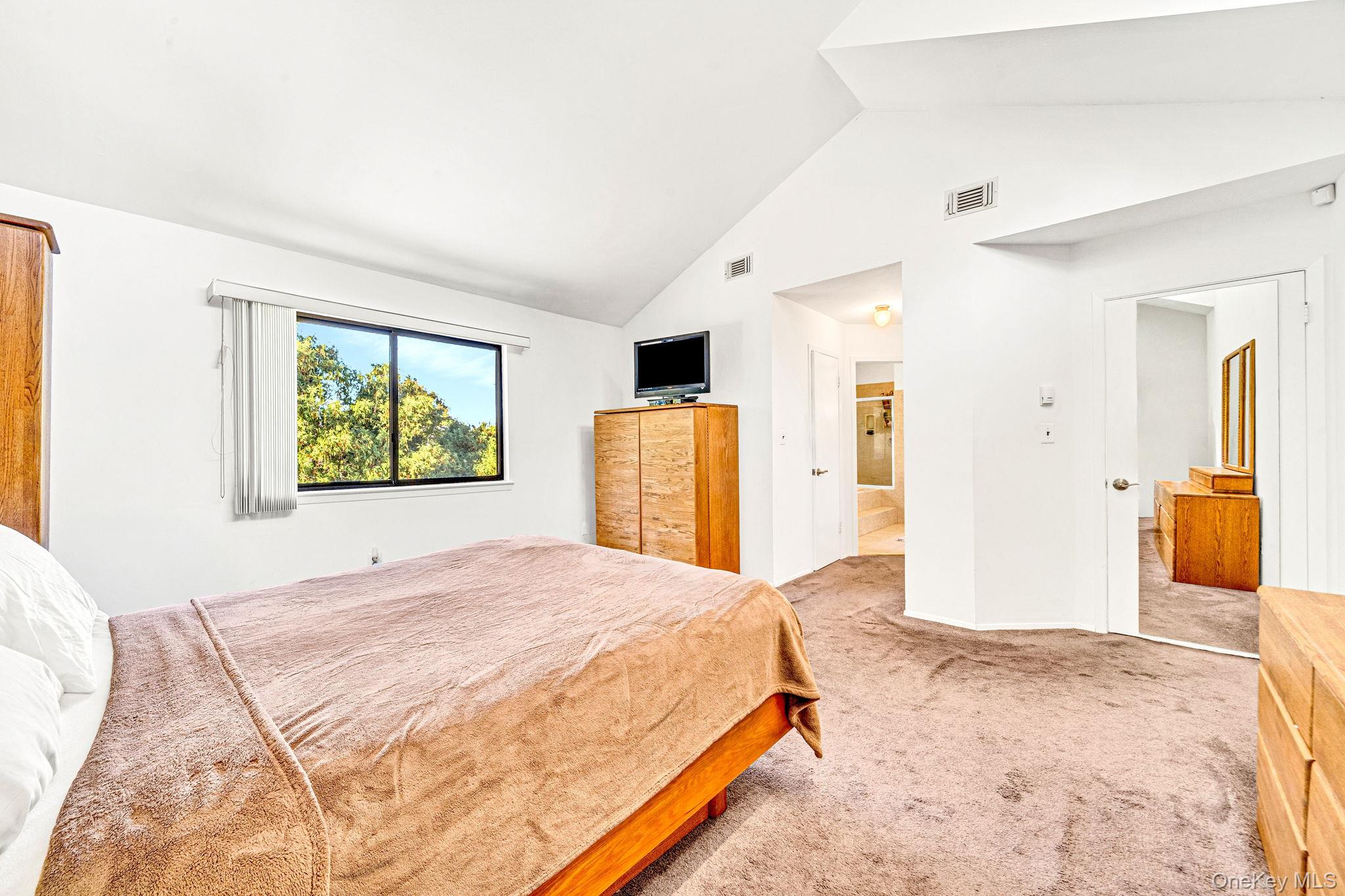 8 Hyanis Court – For Sale photo 23