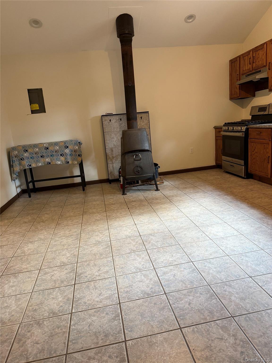 157 White Bridge Road – For Rent photo 10