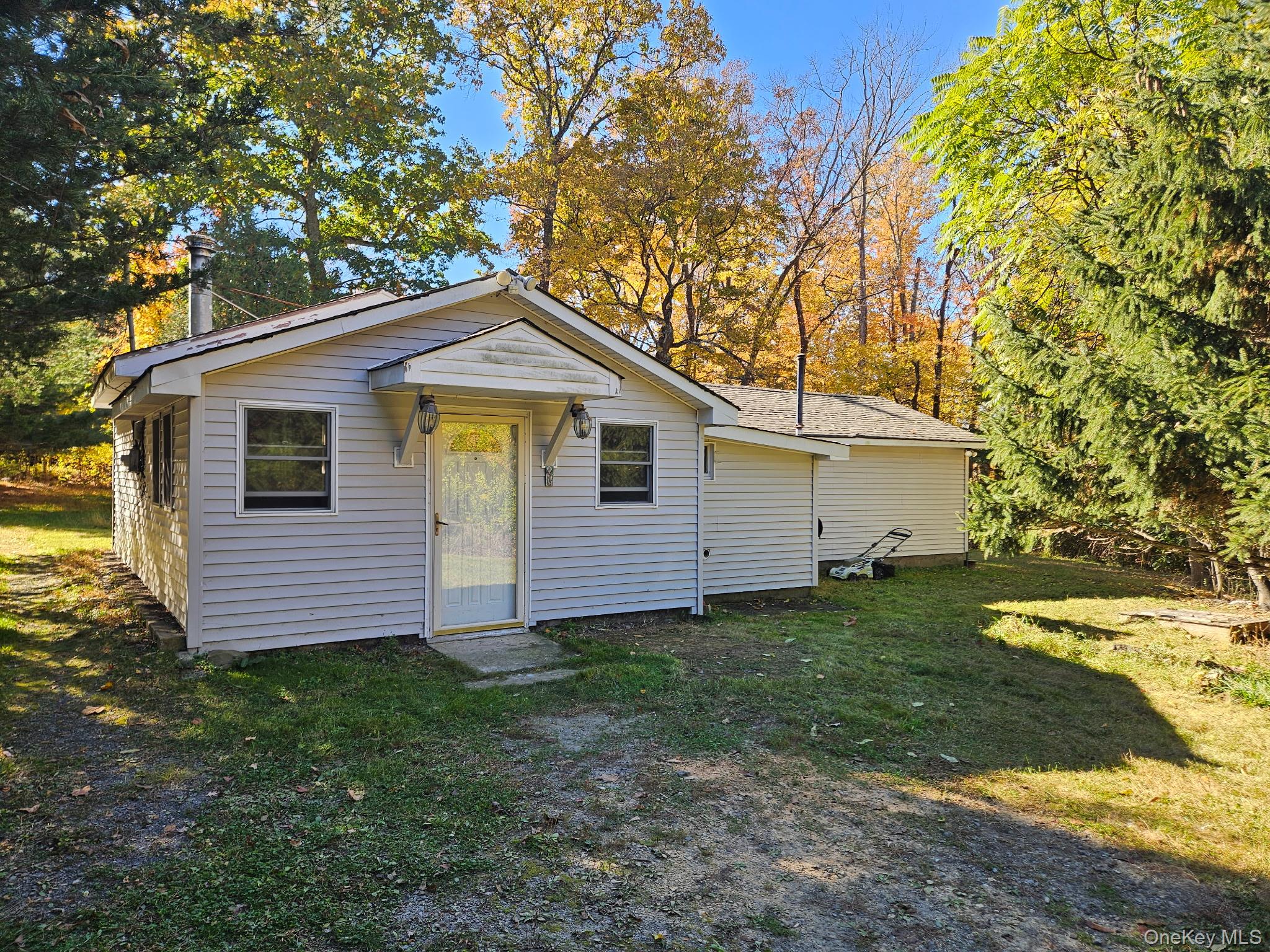 157 White Bridge Road – For Rent