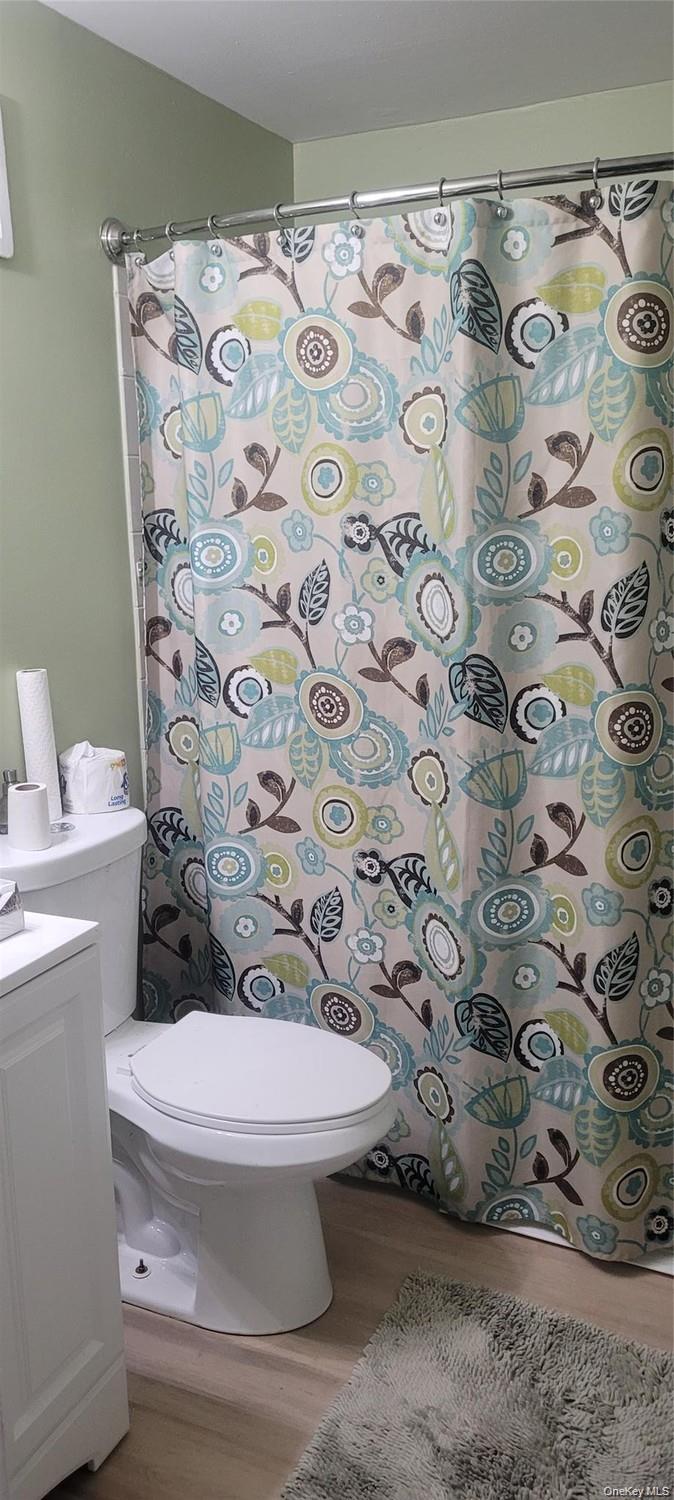 2 Williamsburg Court, Unit C photo 5