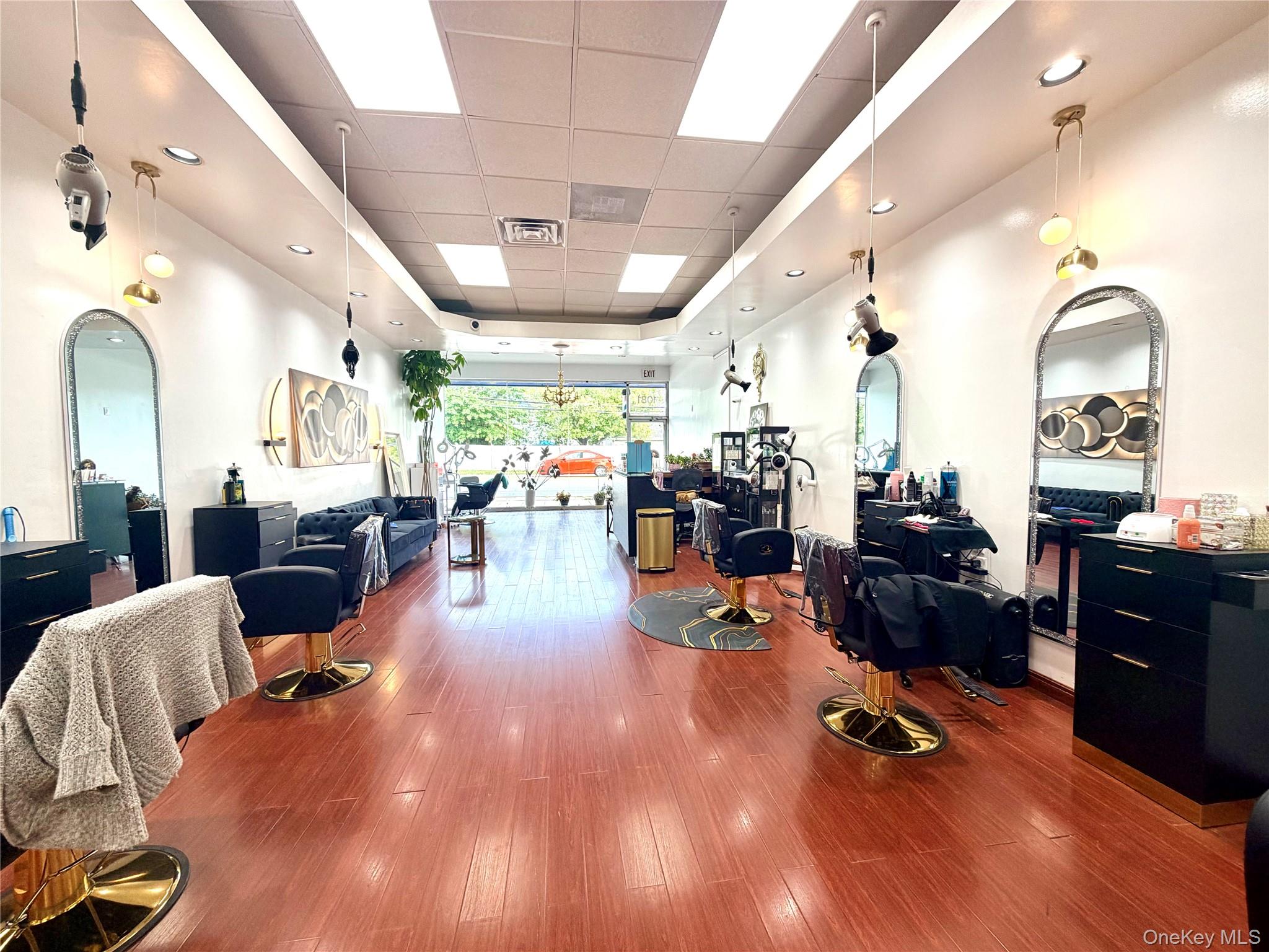 1081 Willis Avenue – For Sale