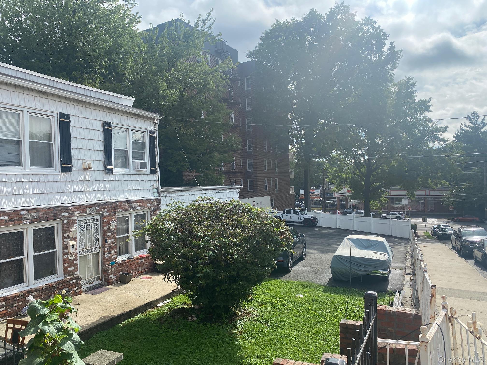 9 New Place – For Sale photo 2
