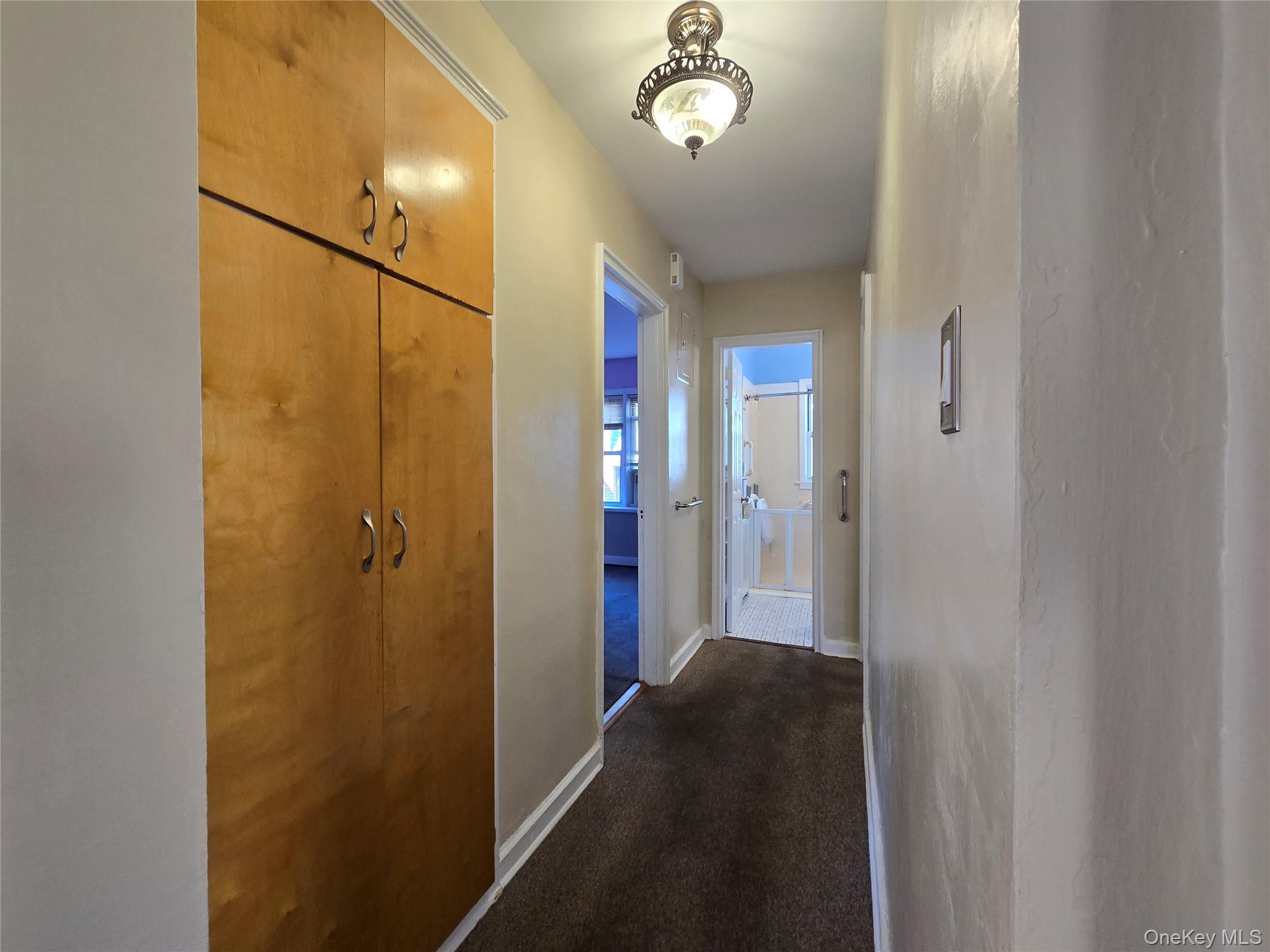 209-43 35 Avenue, Unit 1A photo 14