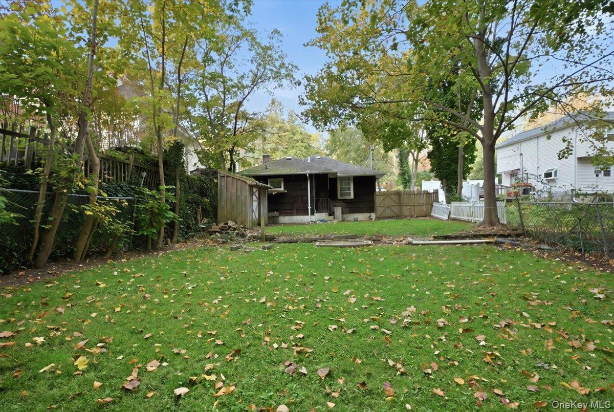 19 Bankside Drive – For Sale photo 22