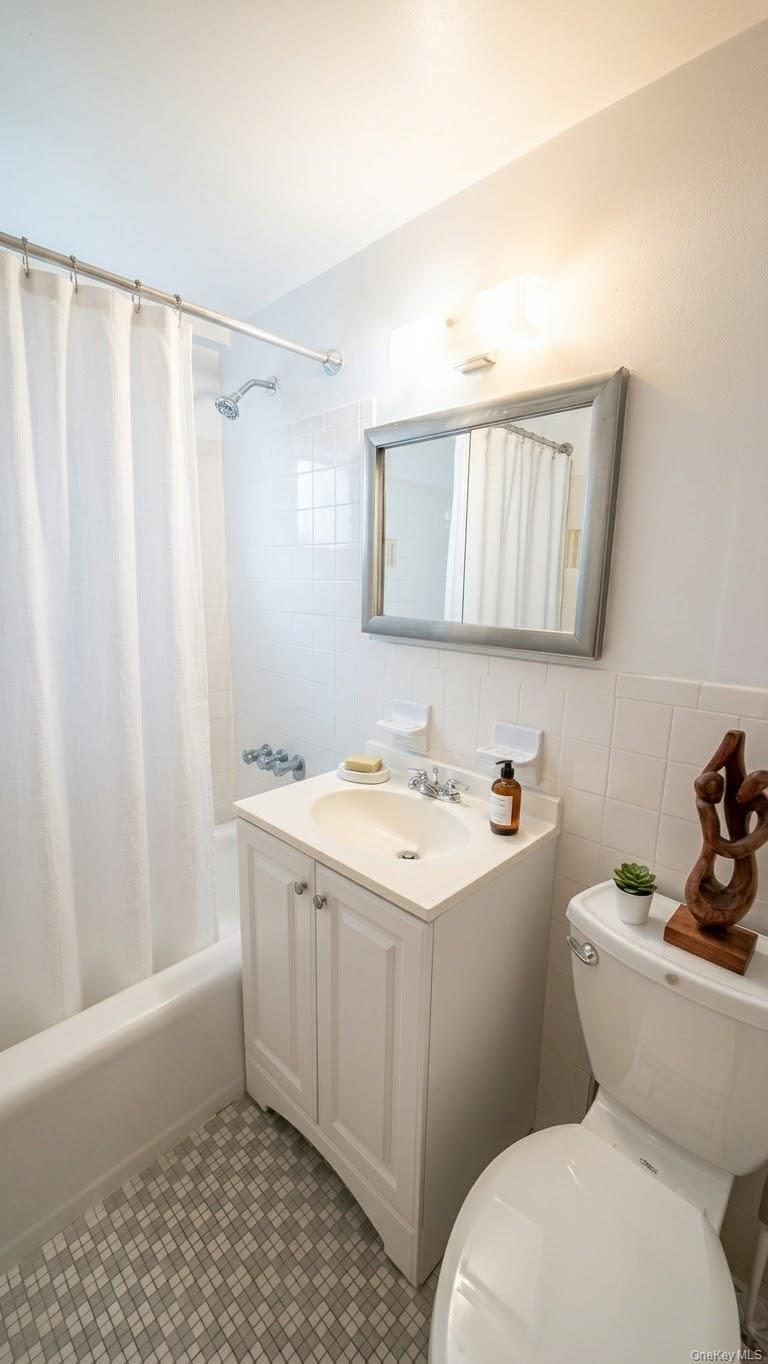16010 89th Avenue, Unit 3B photo 6