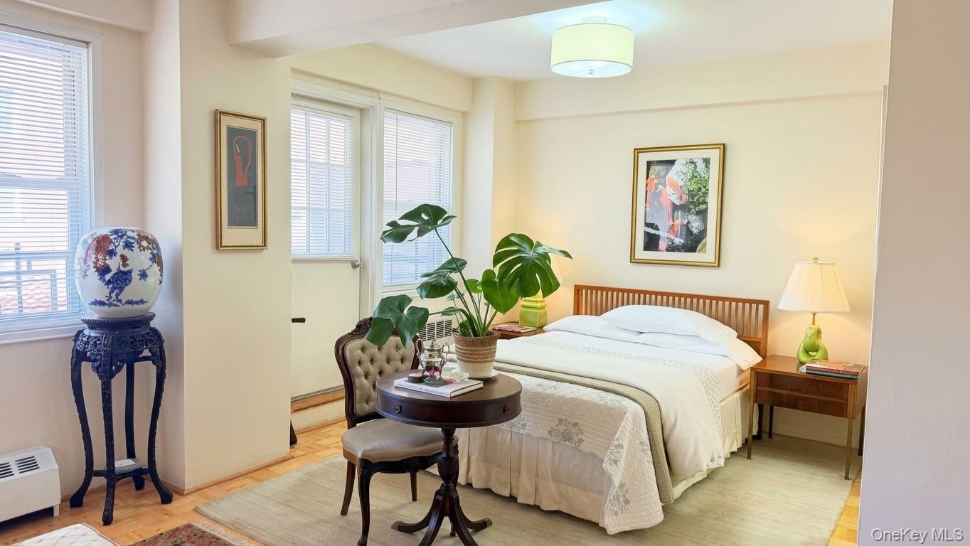 16010 89th Avenue, Unit 3B photo 3