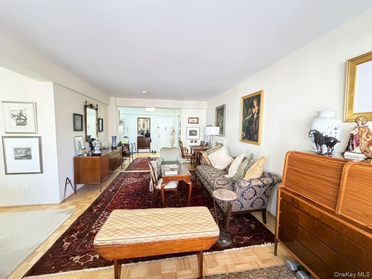 16010 89th Avenue, Unit 3B photo 2