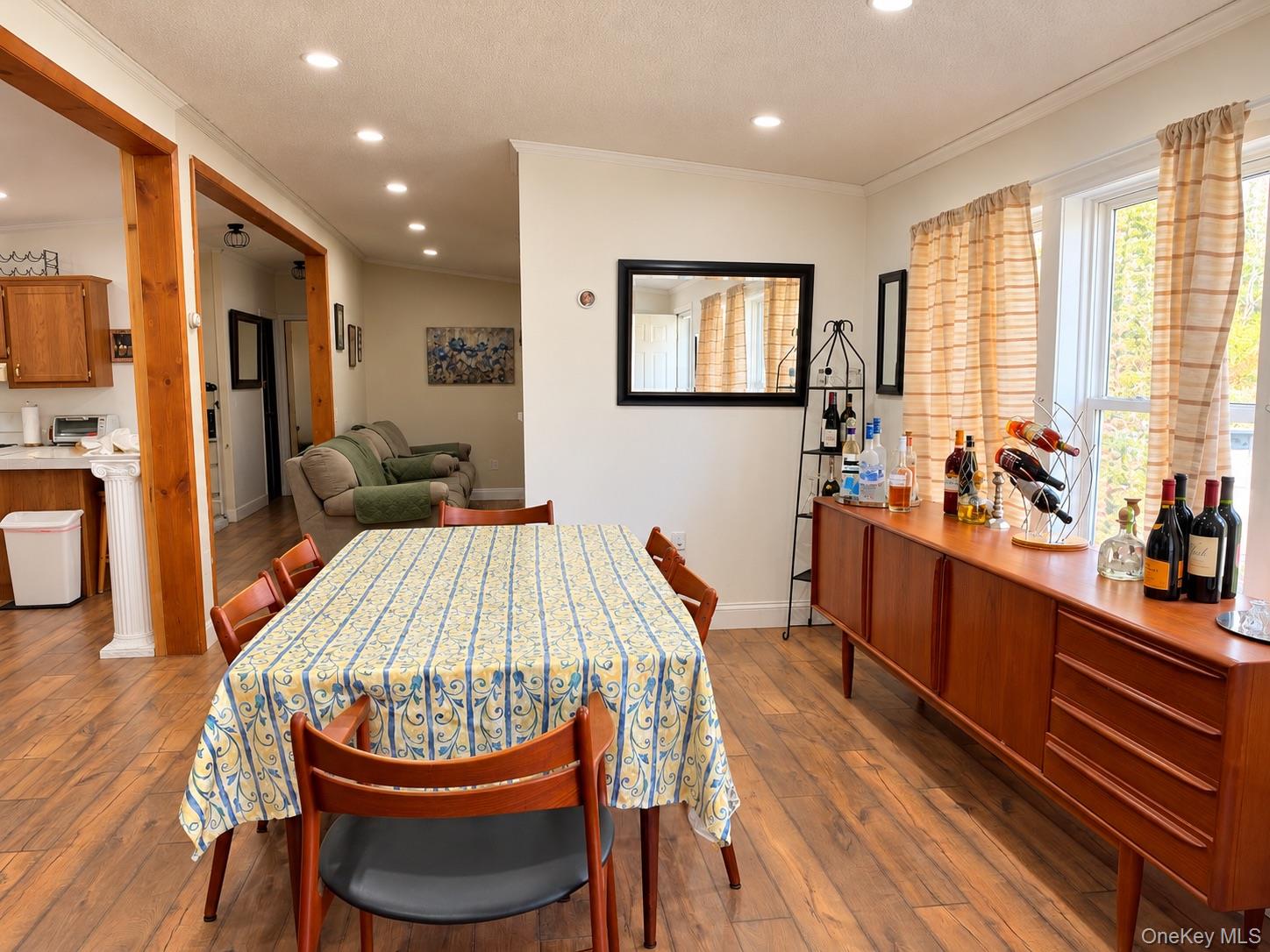 353 Knickerbocker Road – For Sale photo 8