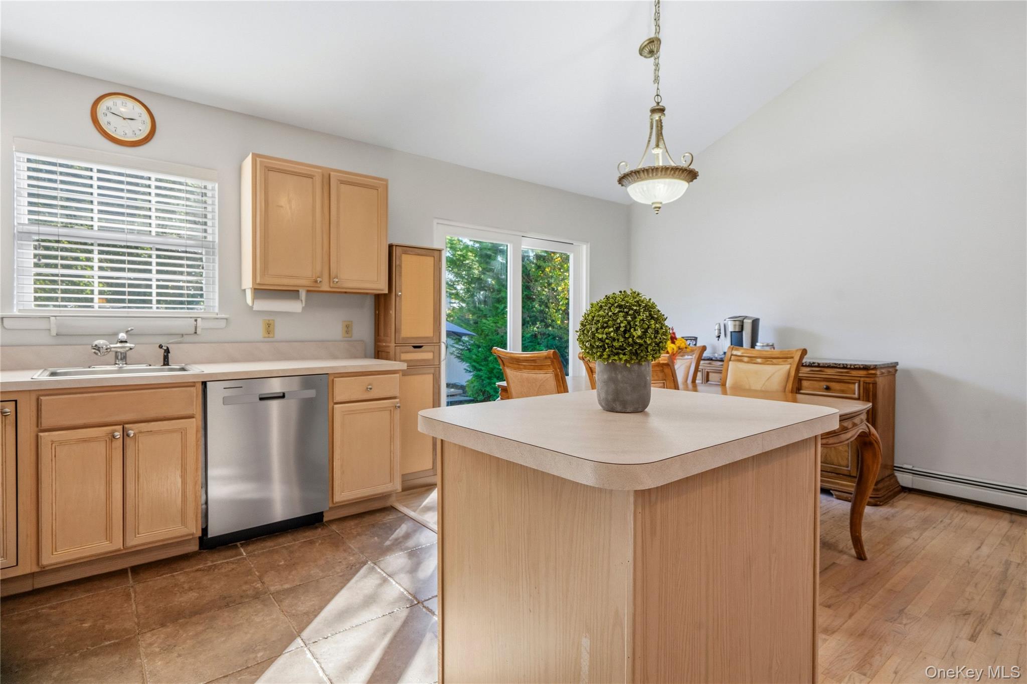 302 Locust Drive – For Sale photo 14