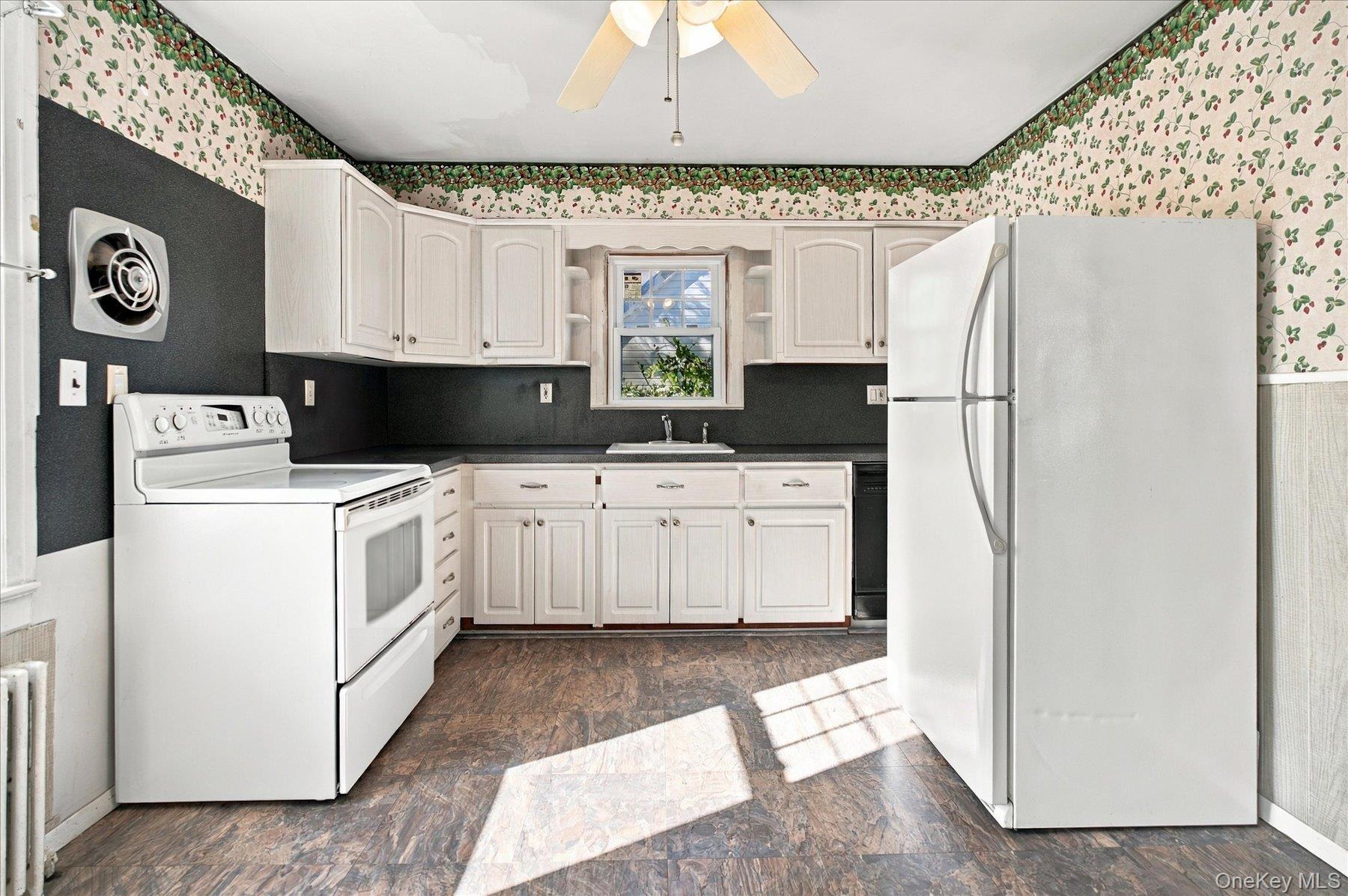 70 E 19th Street – For Sale photo 3