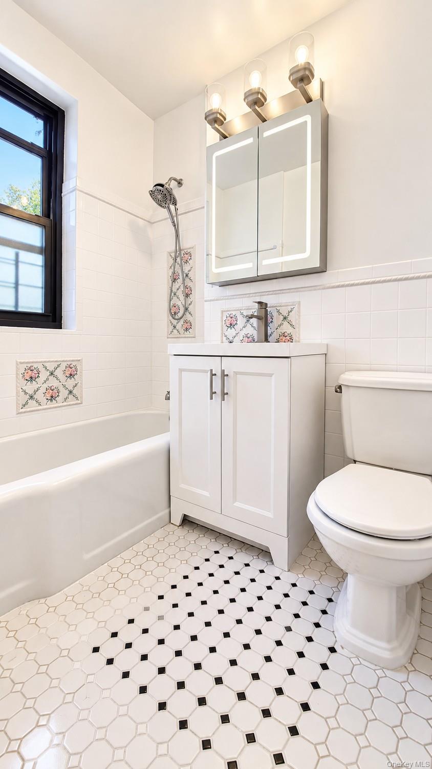 64-34 102nd Street, Unit 3X photo 10