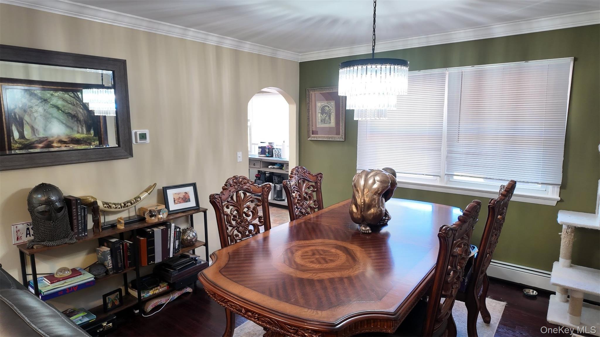 7 Woodlands Avenue N – For Rent photo 9