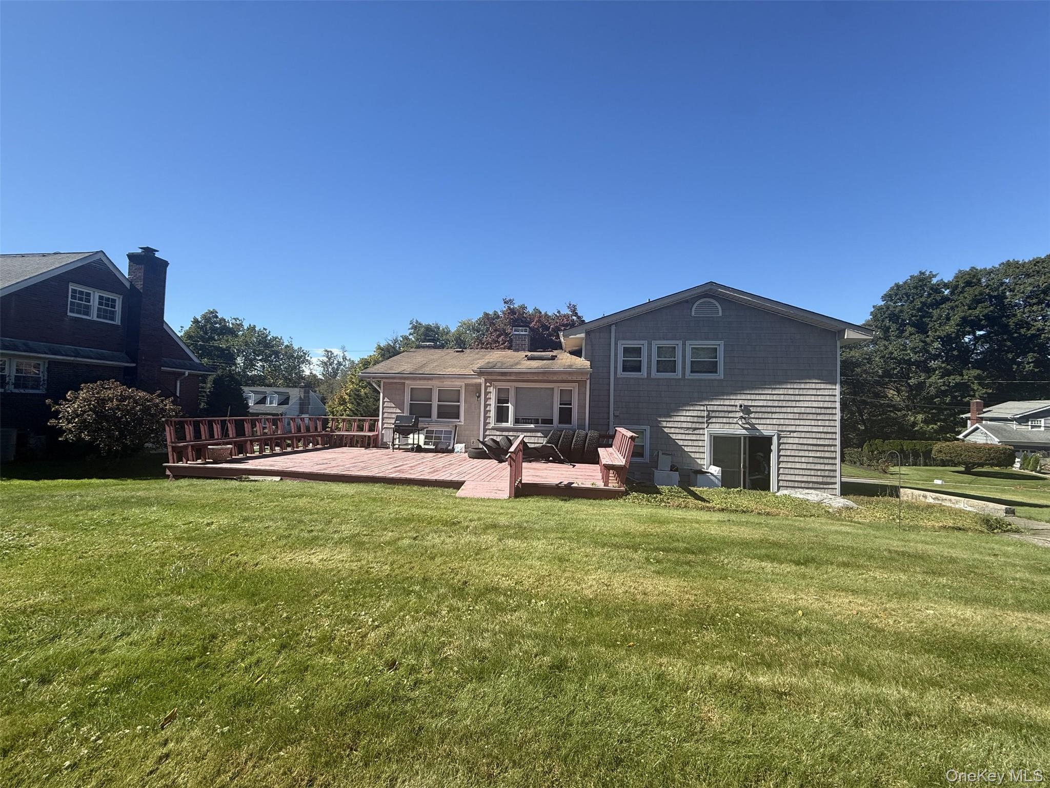 7 Woodlands Avenue N – For Rent photo 23