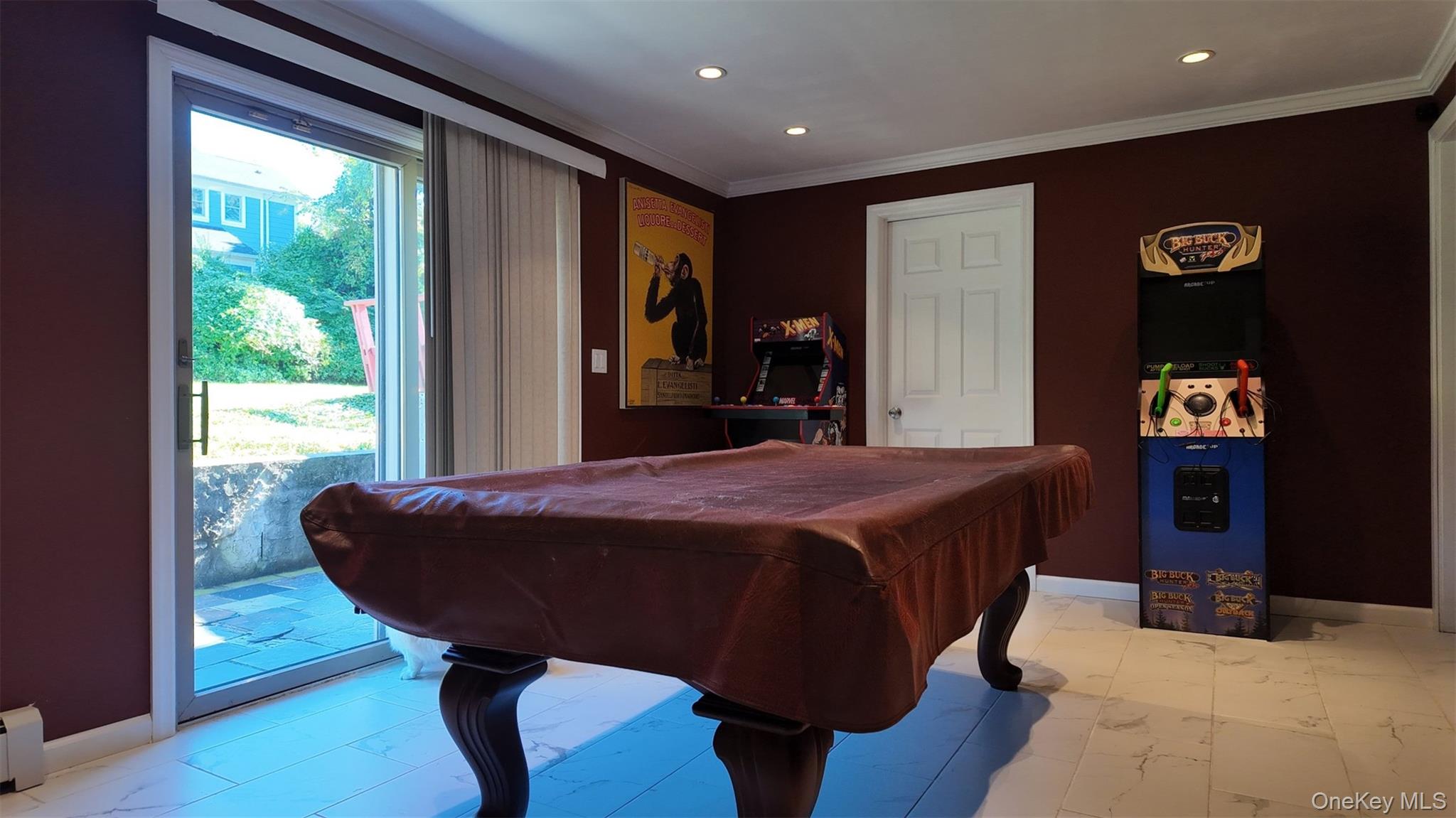 7 Woodlands Avenue N – For Rent photo 6