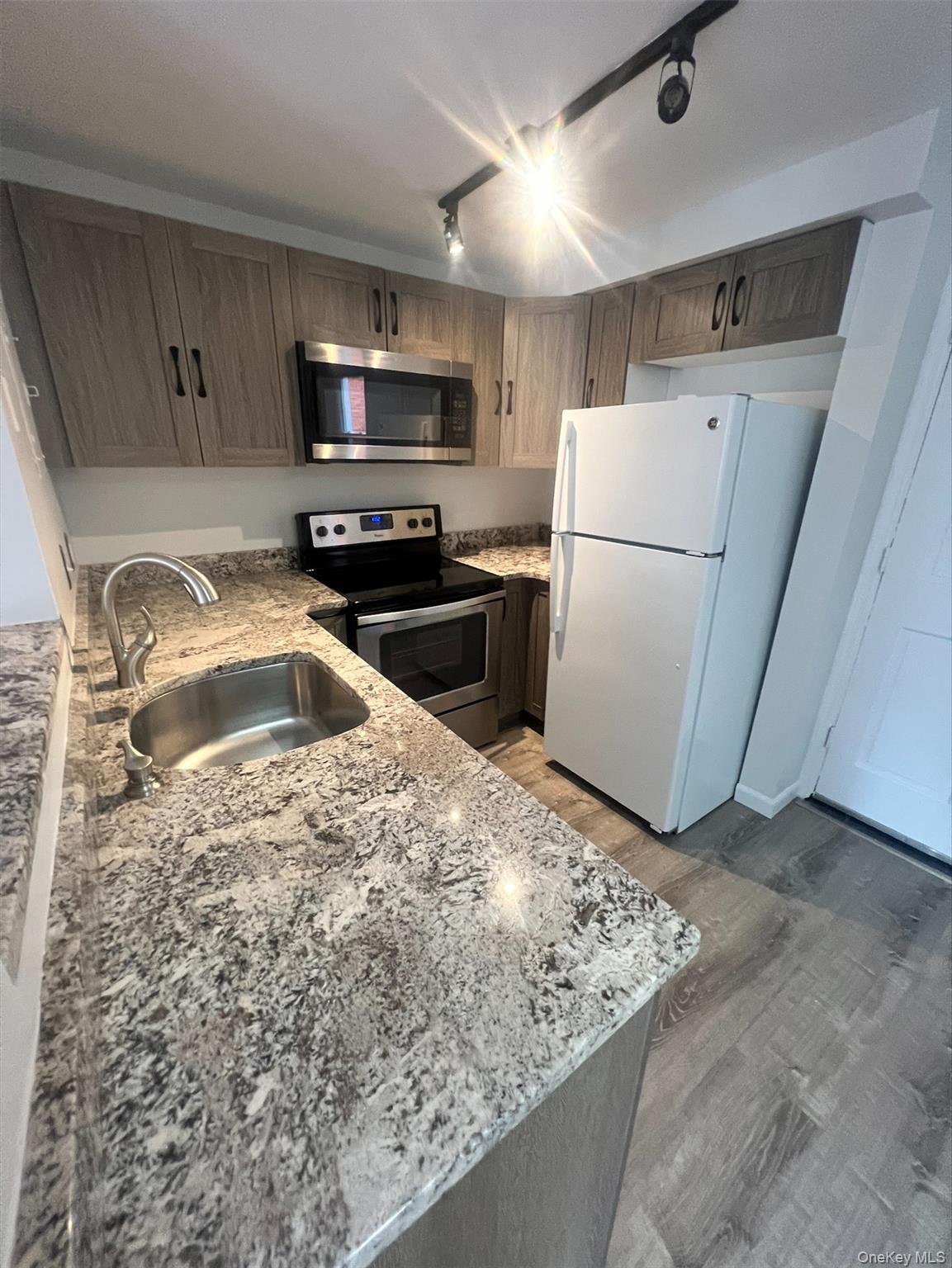157 Union Street – For Sale photo 8