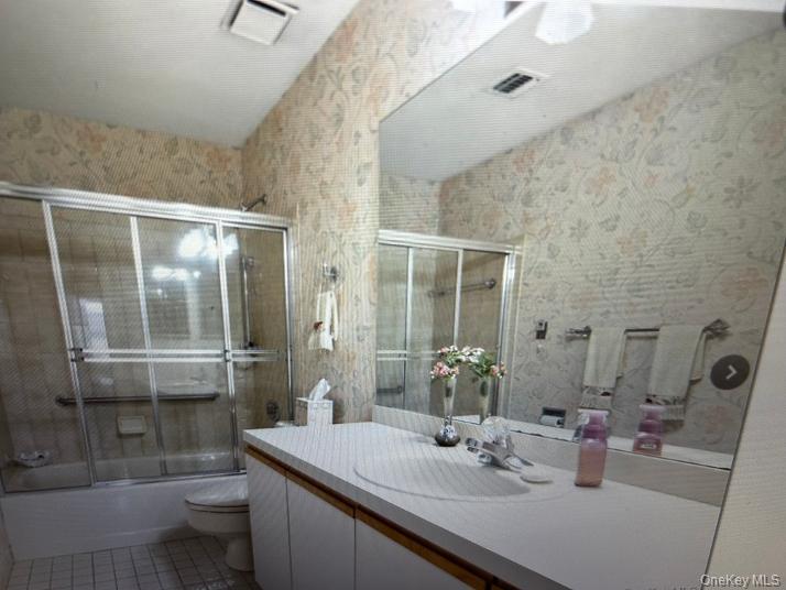 14 Cambridge Drive W – For Sale photo 11