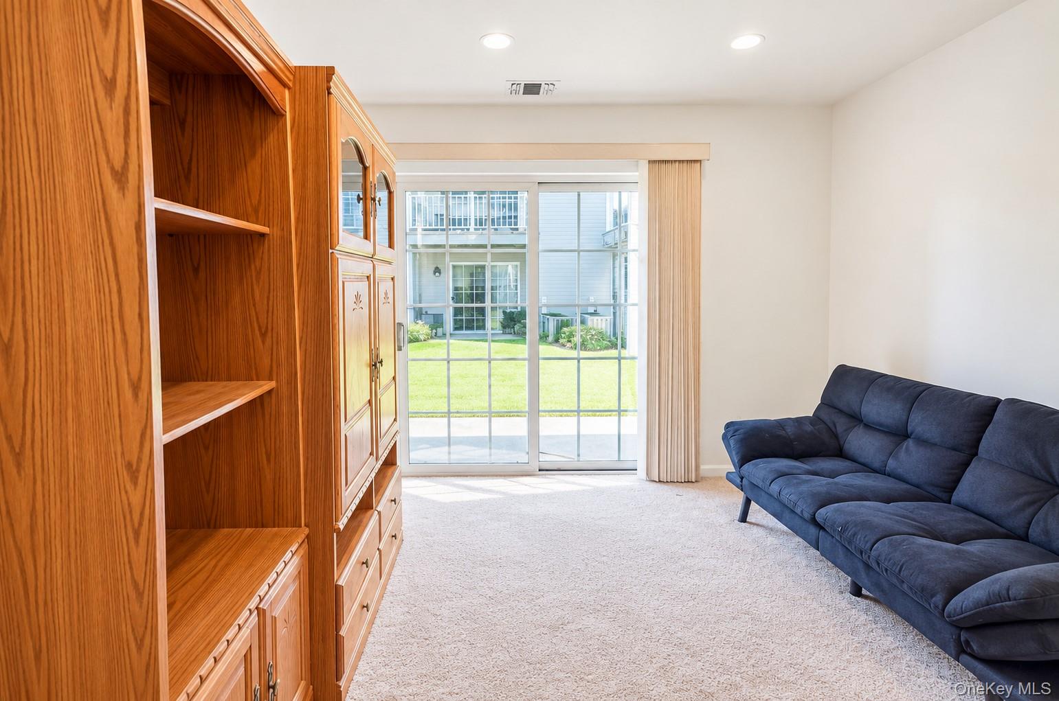 1149 Savoy Drive – For Sale photo 8