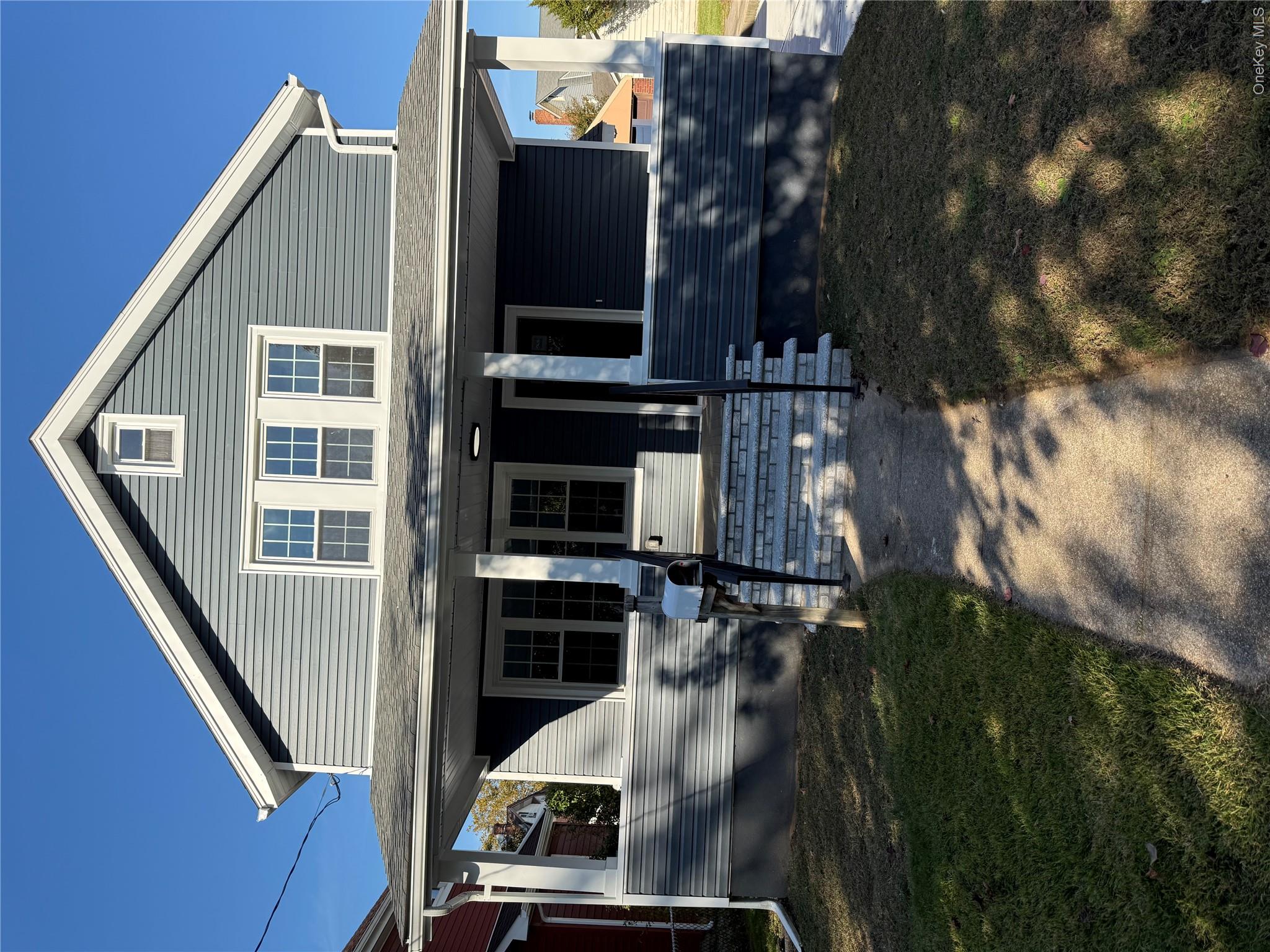 107 E Saint Marks Place – For Rent