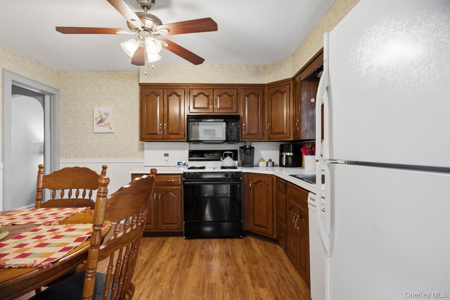 82 Pardee Avenue – For Sale photo 16