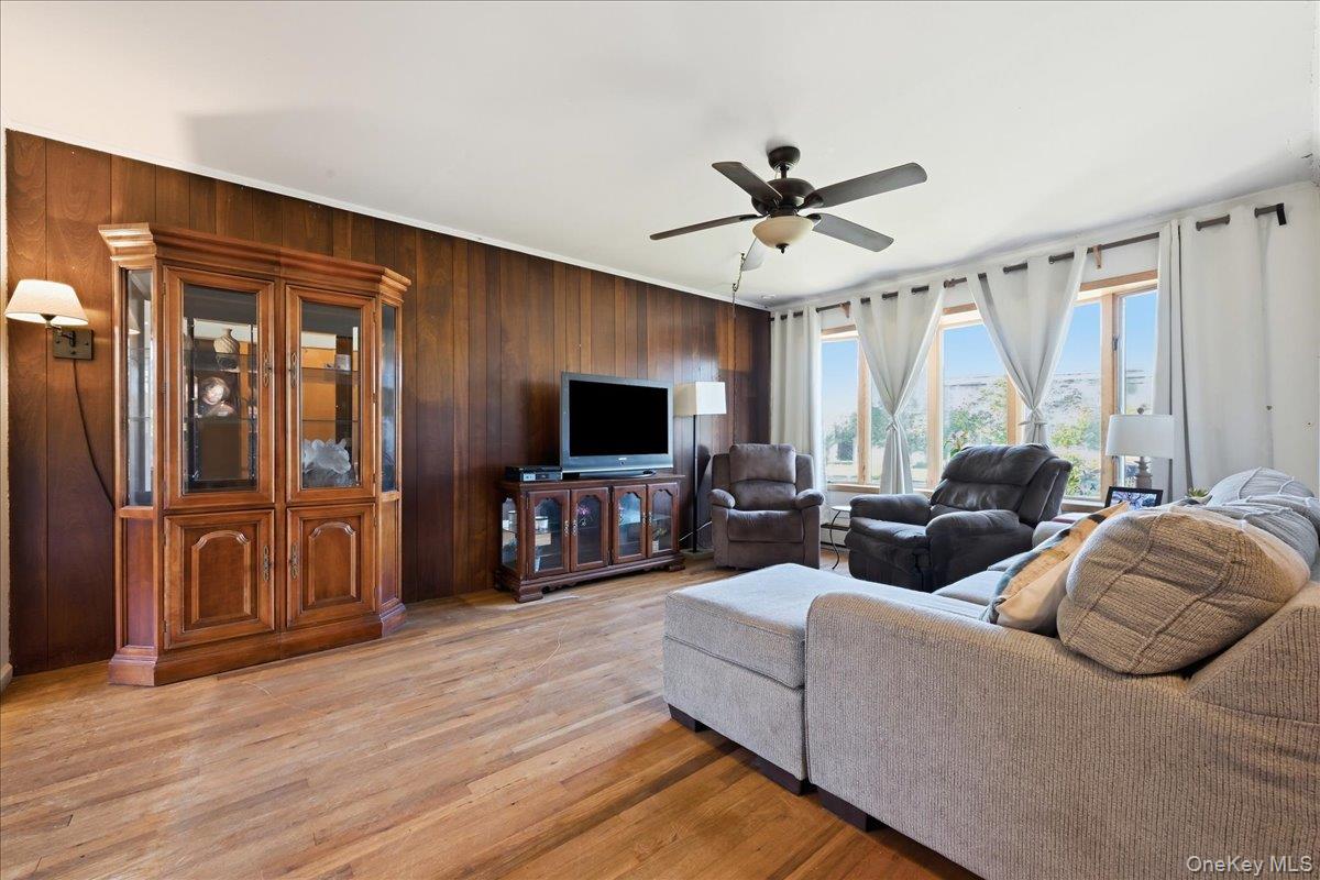 4 Mayflower Avenue – For Sale photo 5