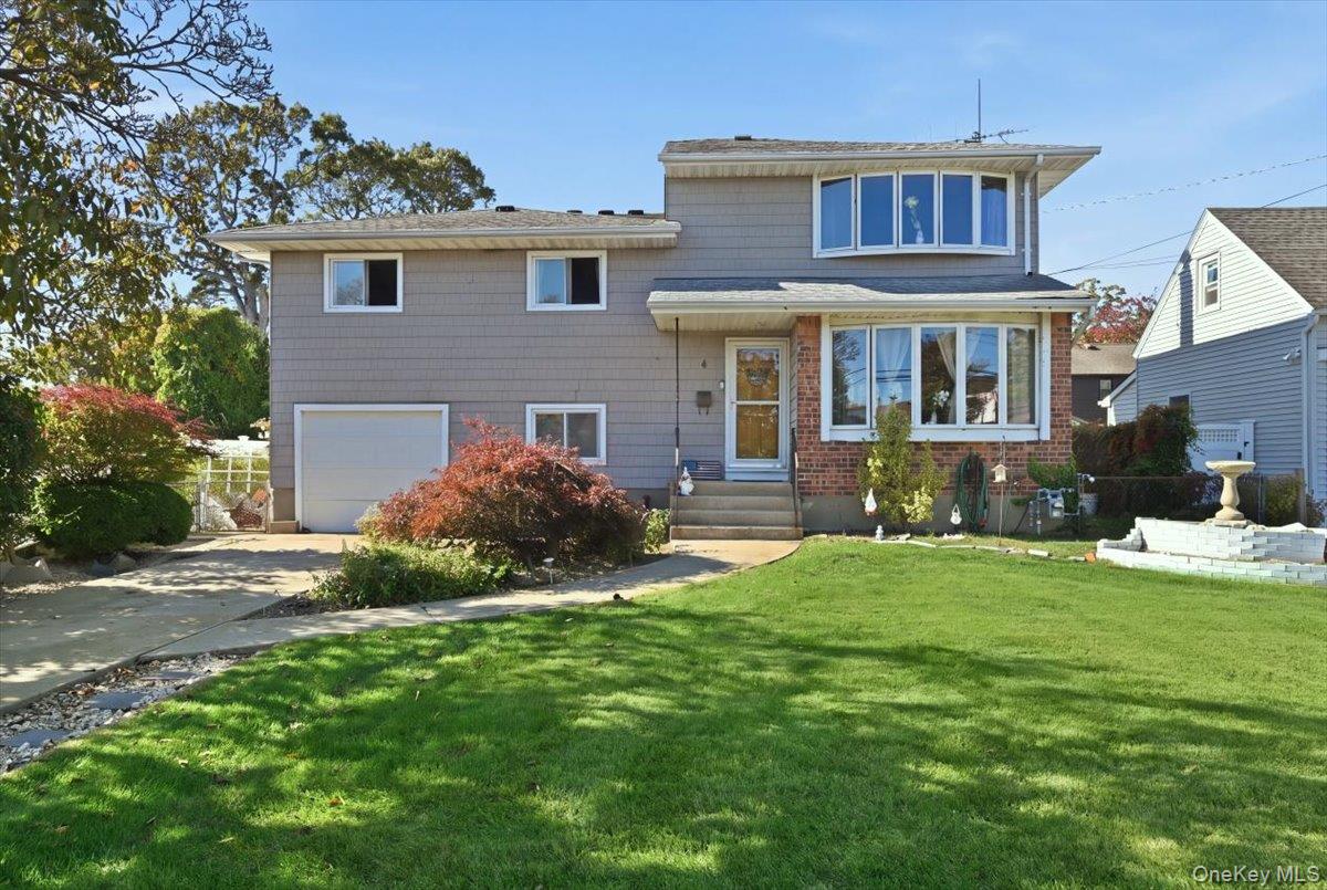 4 Mayflower Avenue – For Sale