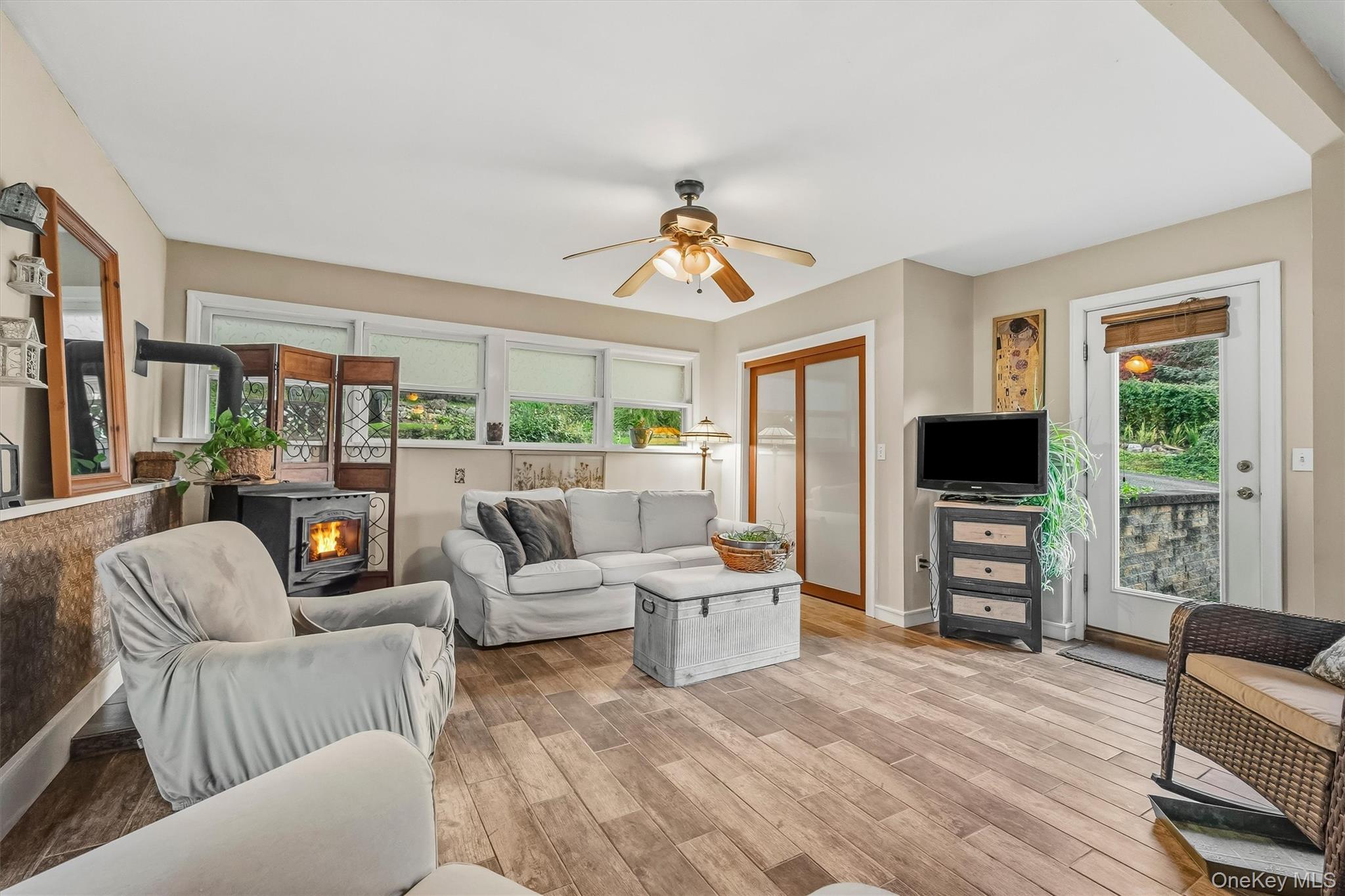 21 Hansen Avenue – For Sale photo 6