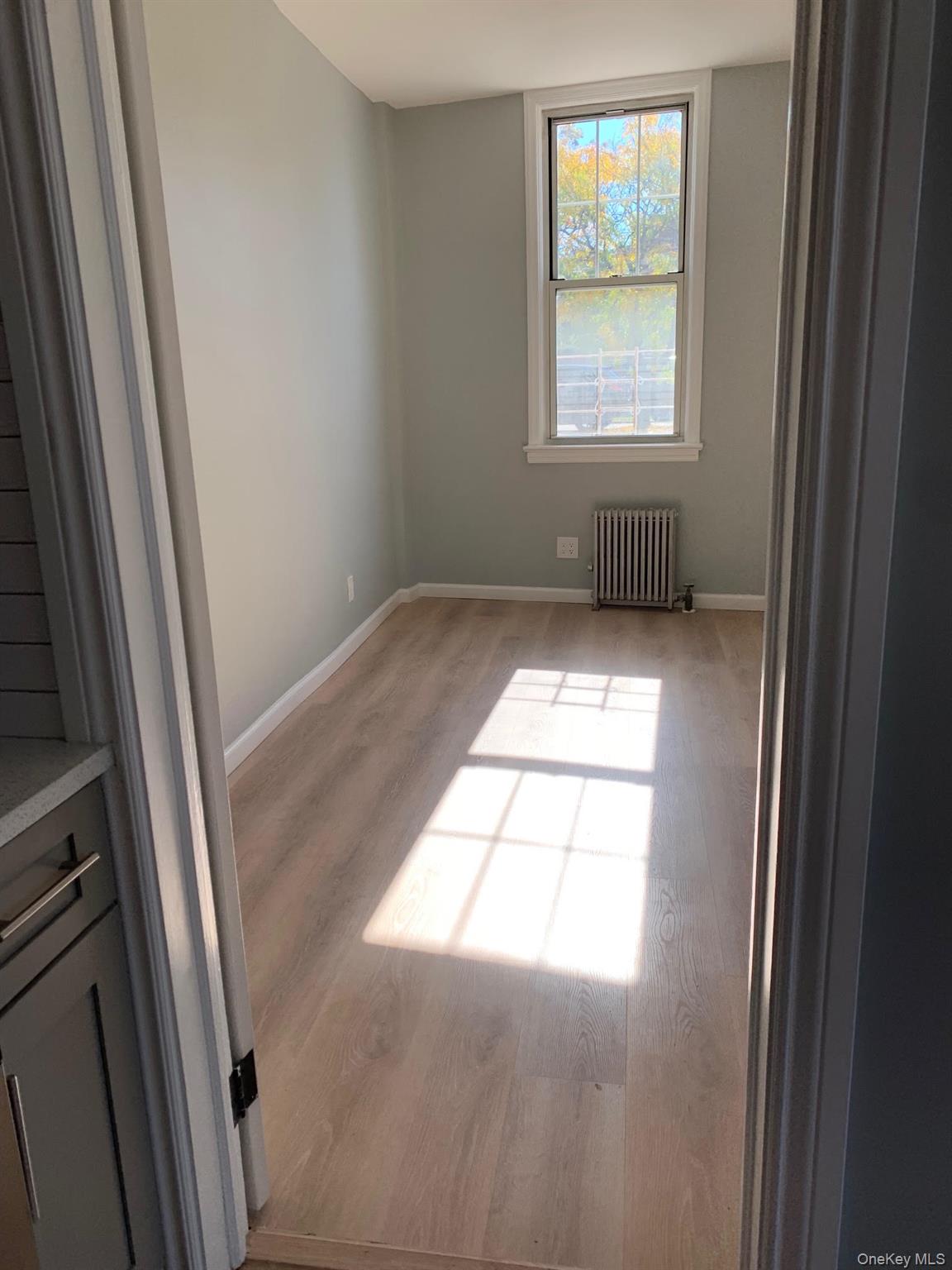 23801 Braddock Avenue, Unit 1st floor photo 3