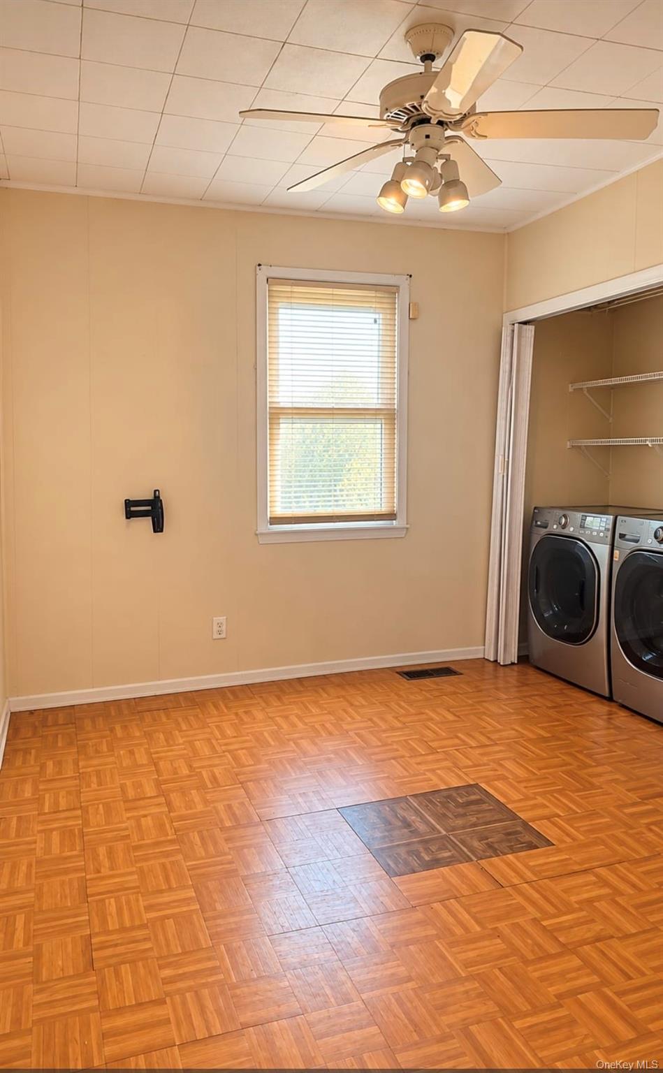 207 W Broadway – For Sale photo 3