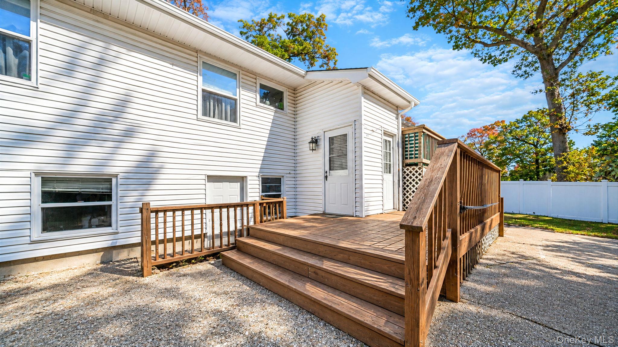620 Motor Parkway – For Sale photo 6