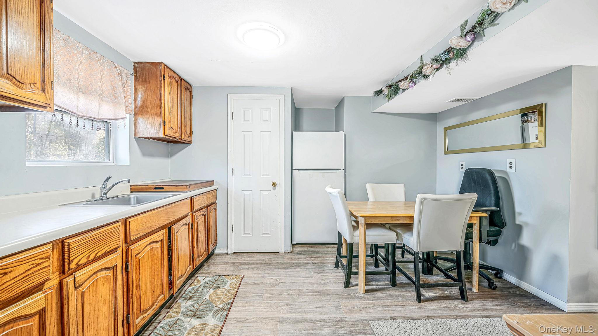 620 Motor Parkway – For Sale photo 38