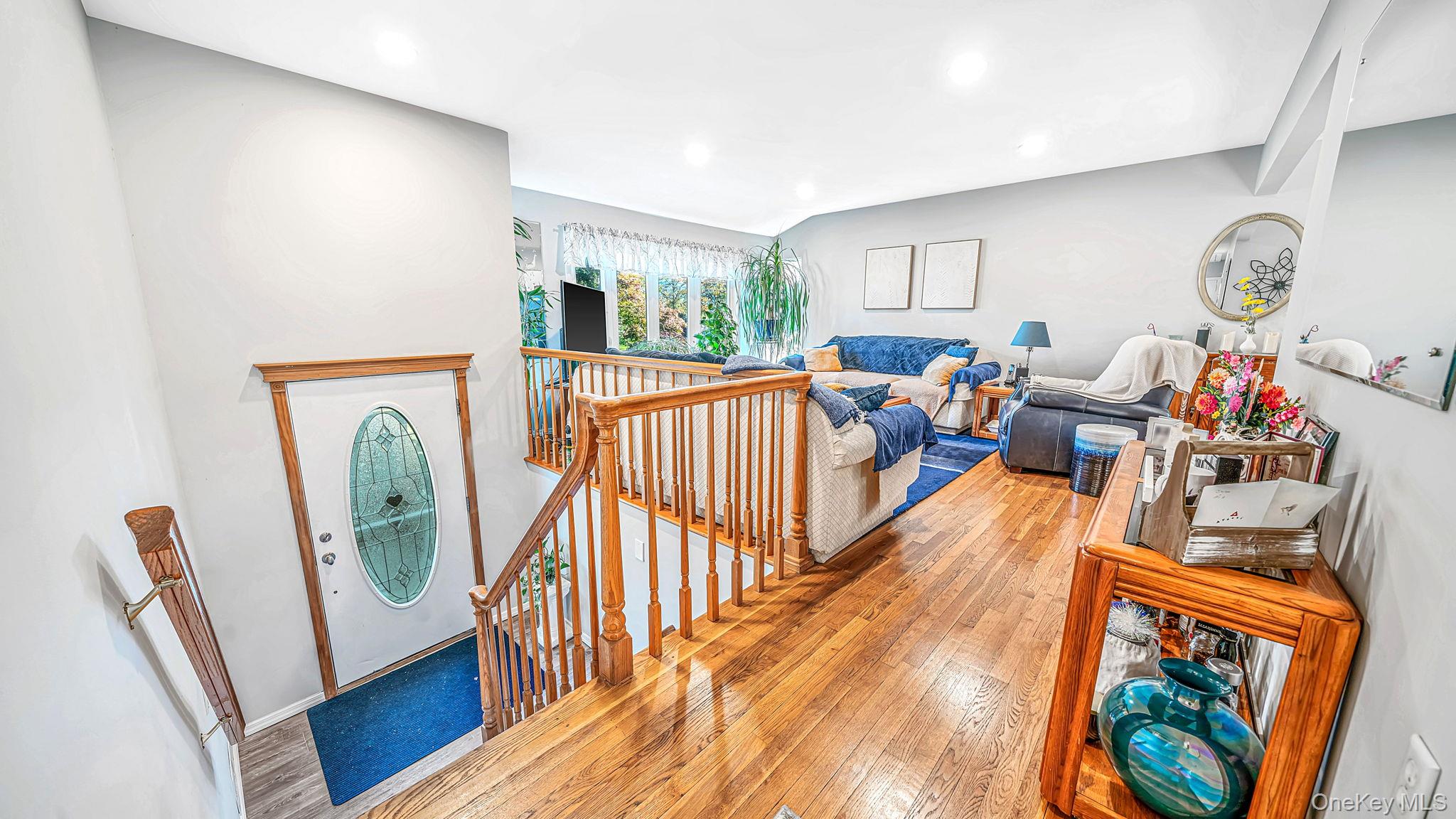 620 Motor Parkway – For Sale photo 11