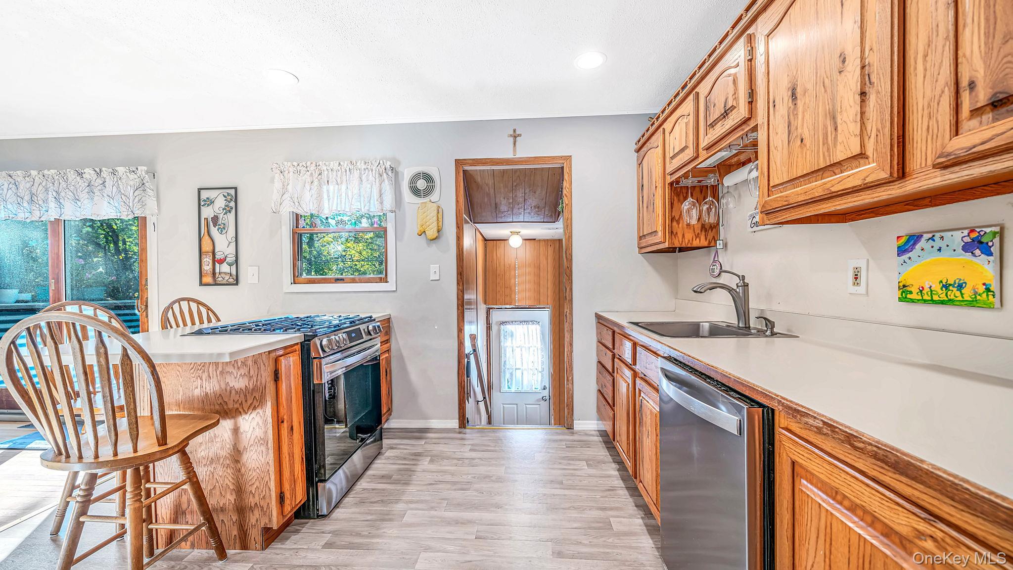 620 Motor Parkway – For Sale photo 15