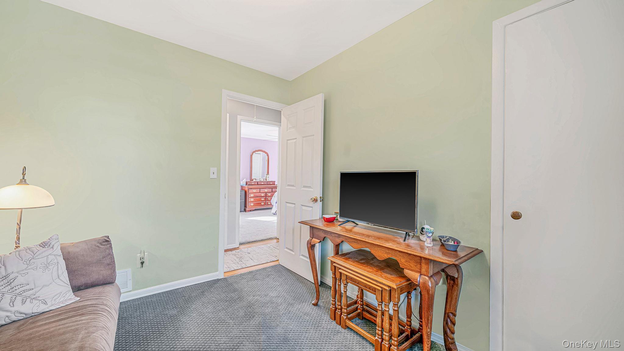 620 Motor Parkway – For Sale photo 19