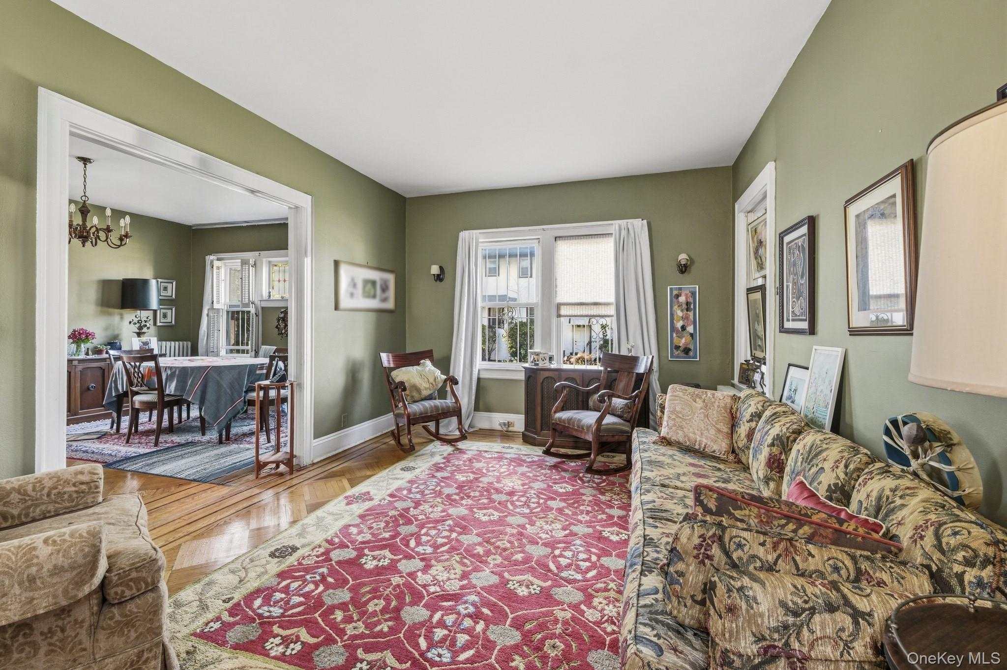 191-16 116th – For Sale photo 4