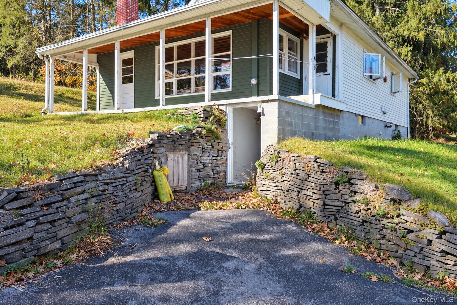 505 High Hill Road – For Sale photo 2